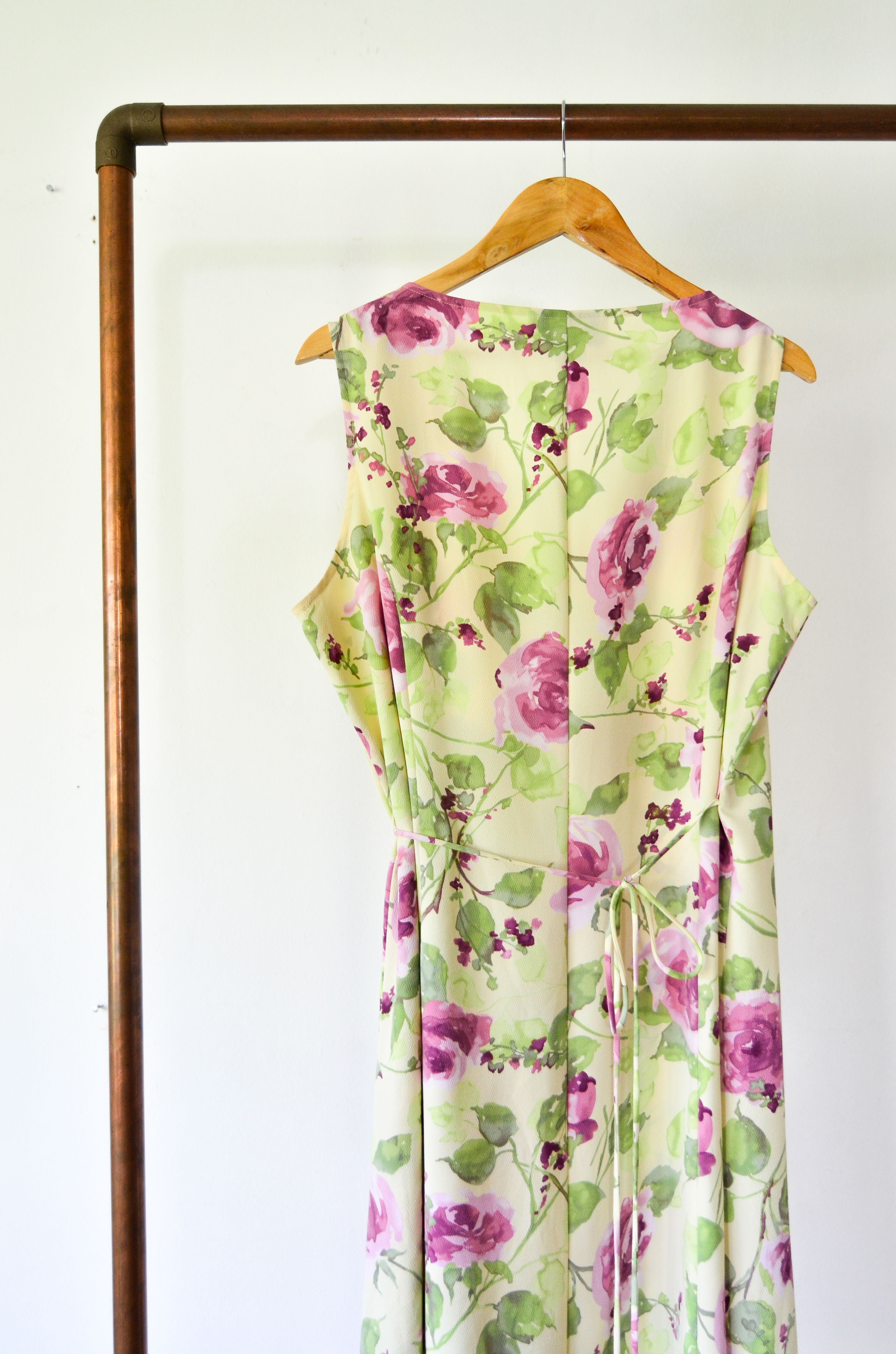 Vestido envolvente green floral