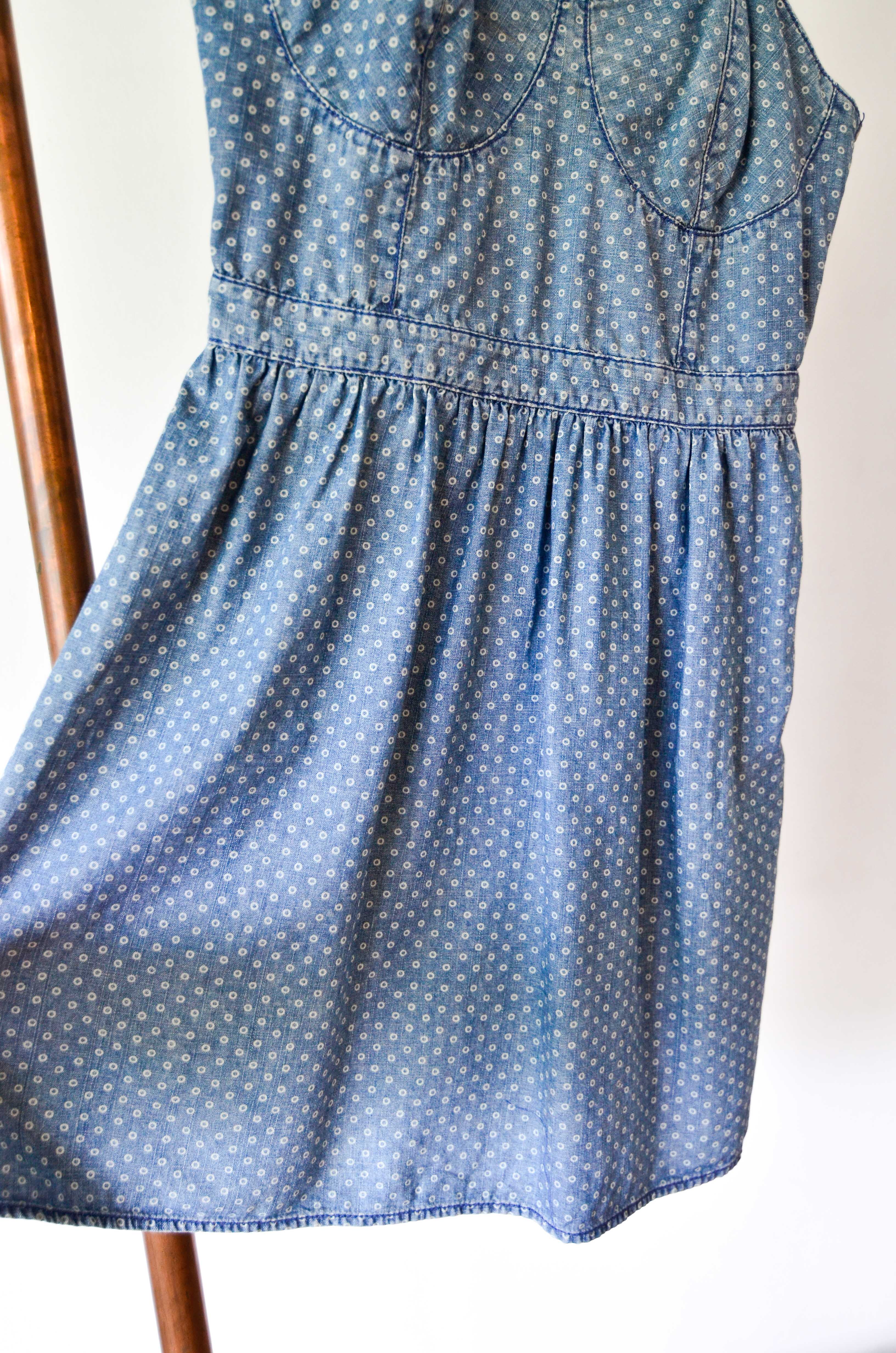 Vestido denim and dots