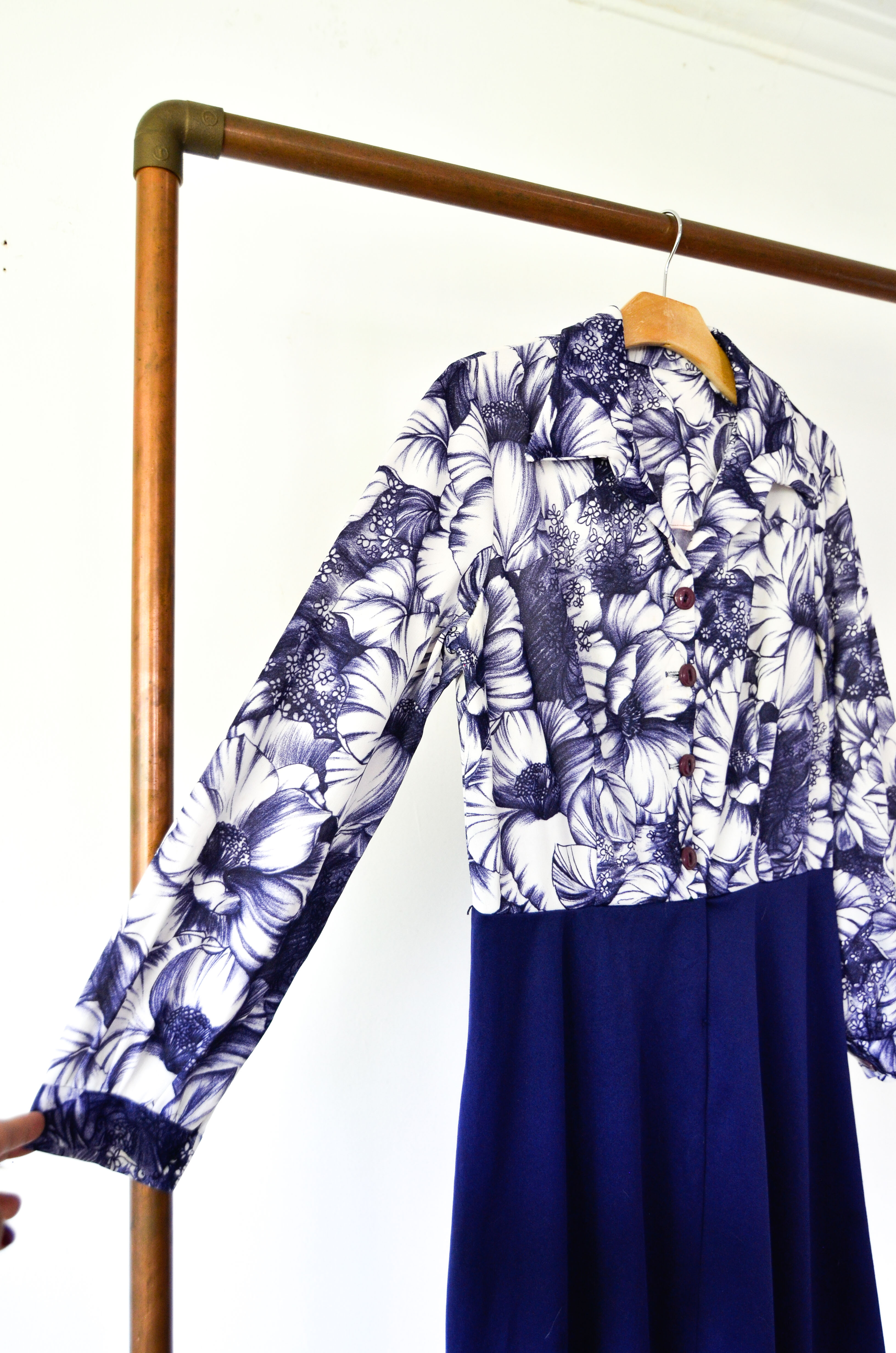 Vestido bicolor navy floral