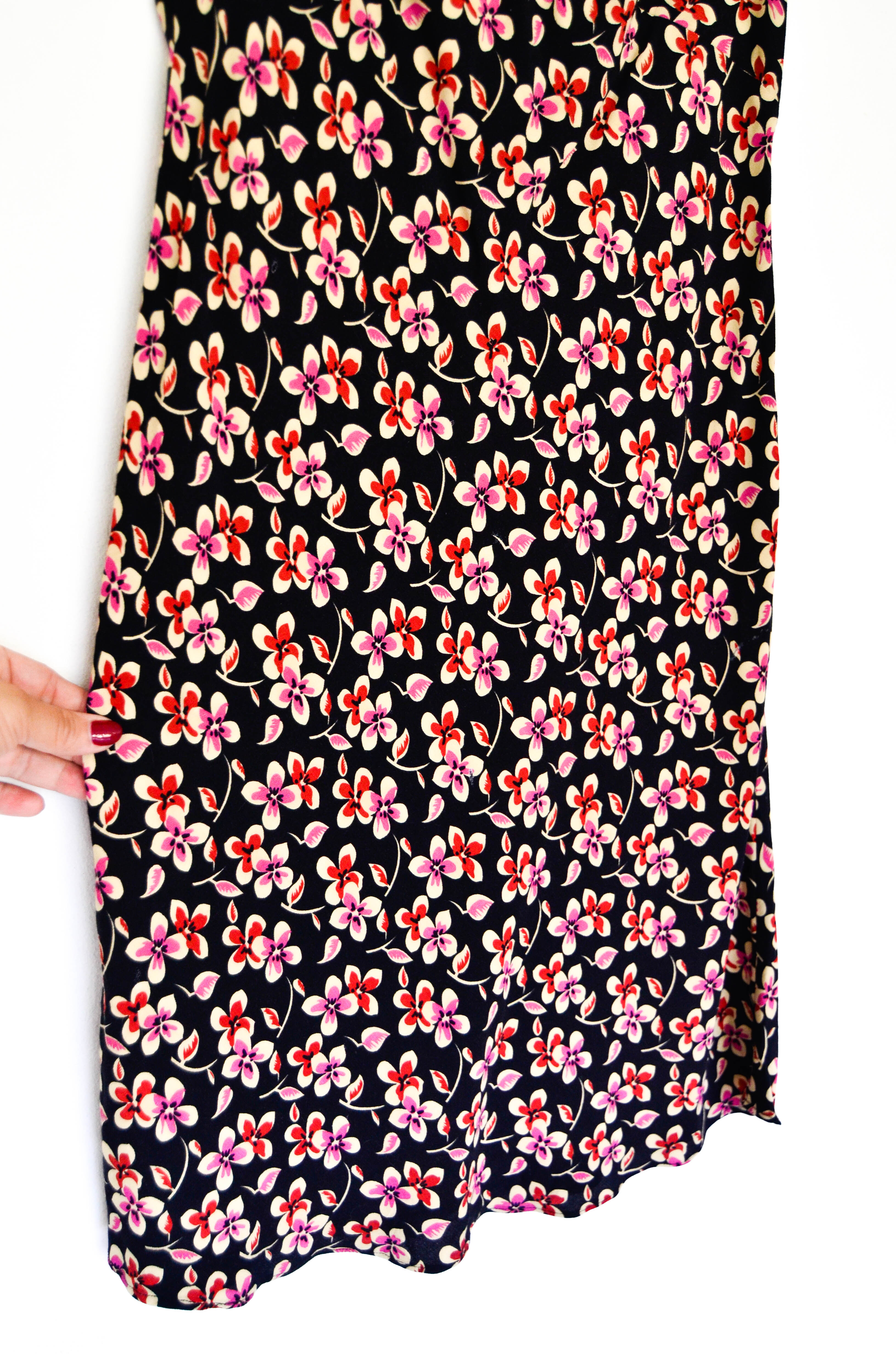 Vestido floral 90s negro