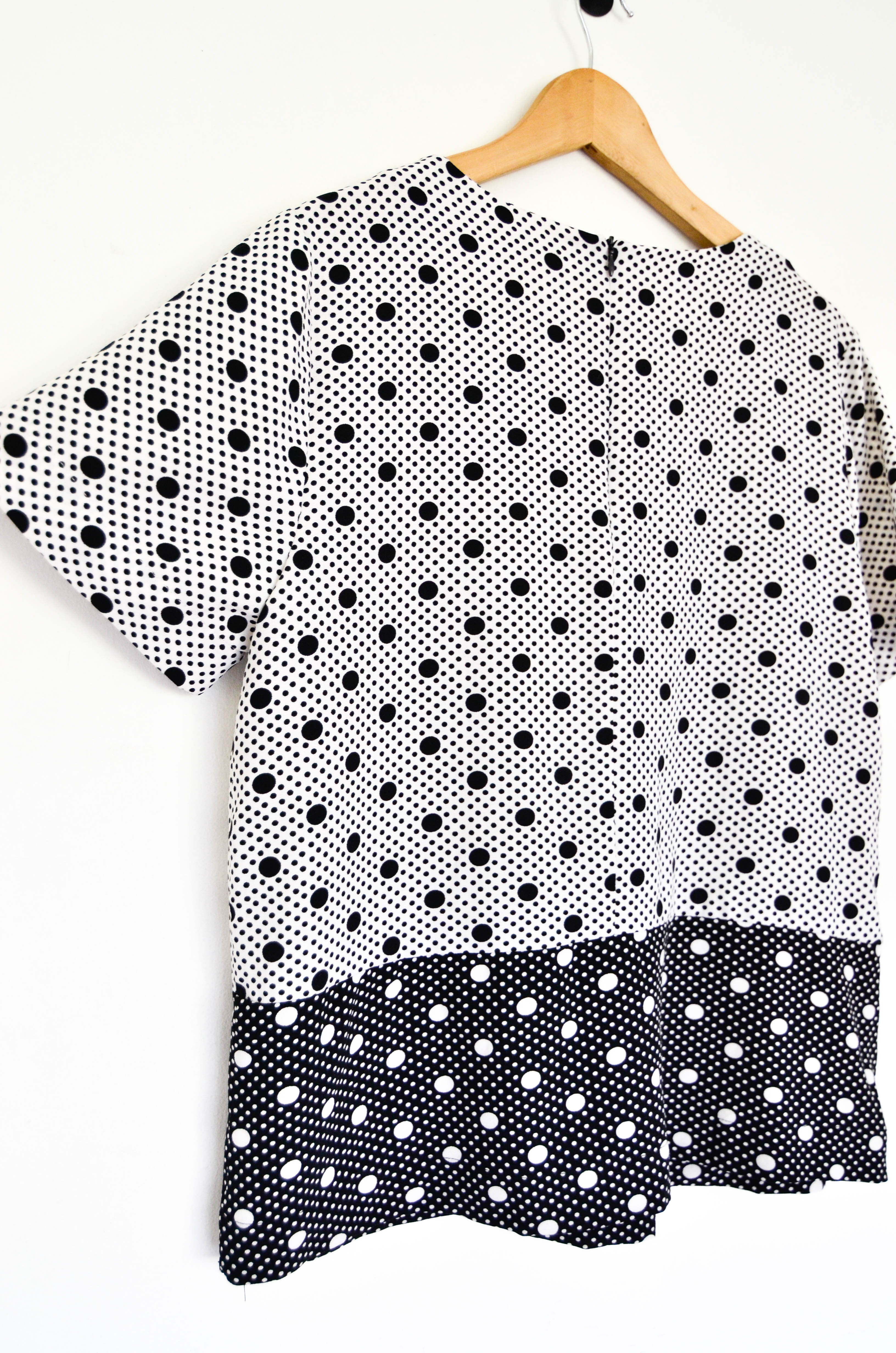 Blusa dots bicolor