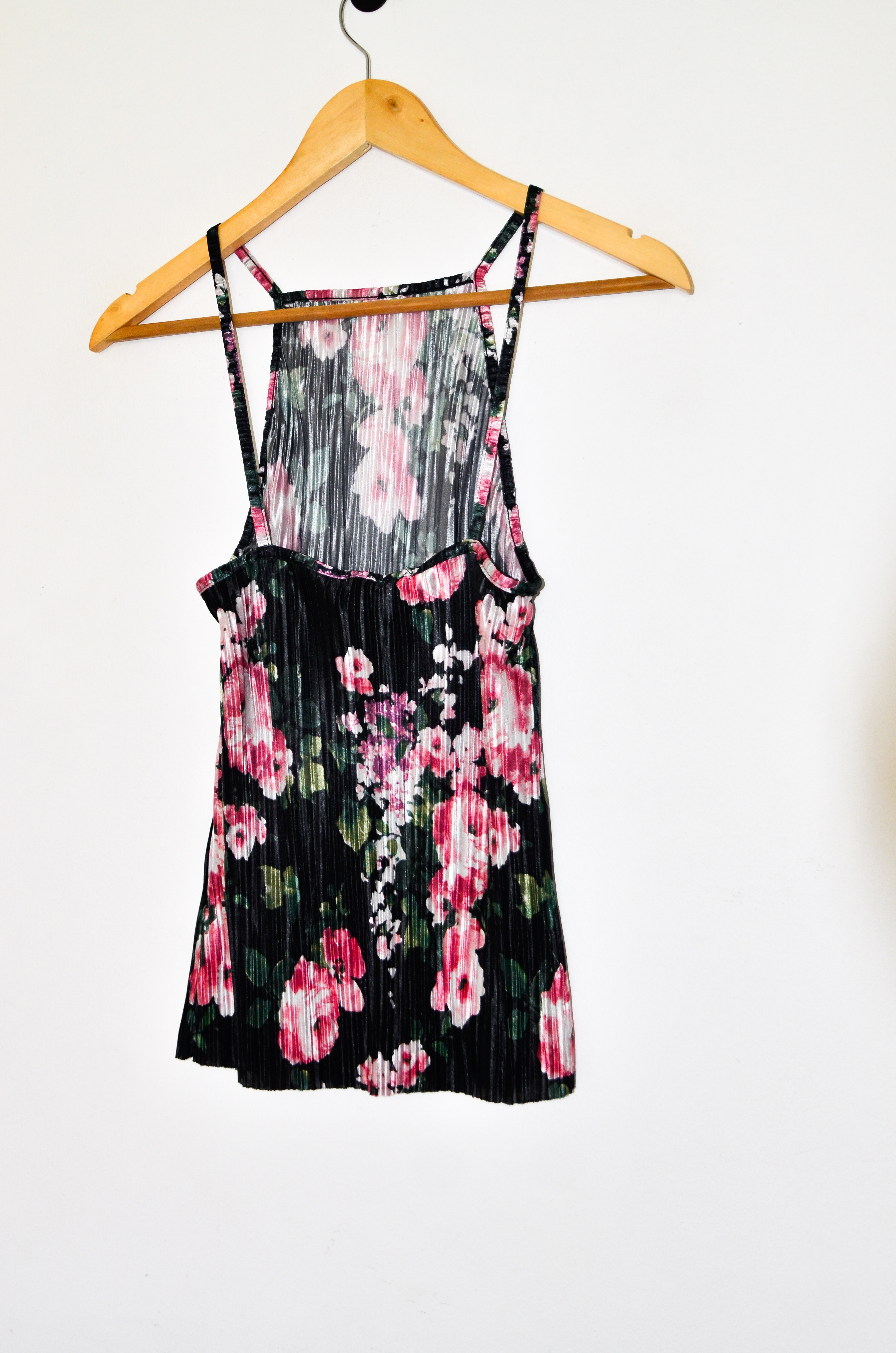 Top plisé floral halter