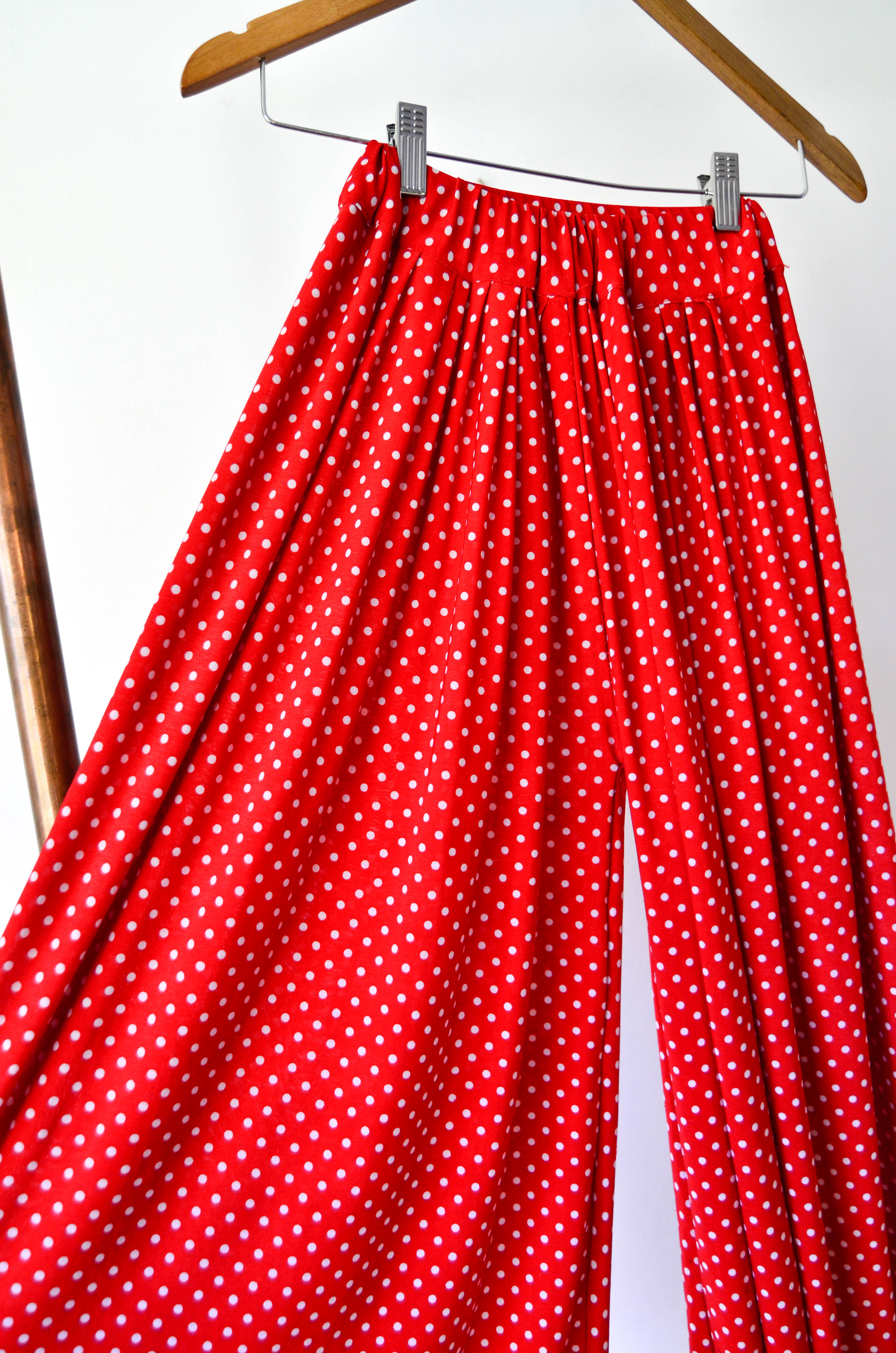 Palazzo rojo polka dots