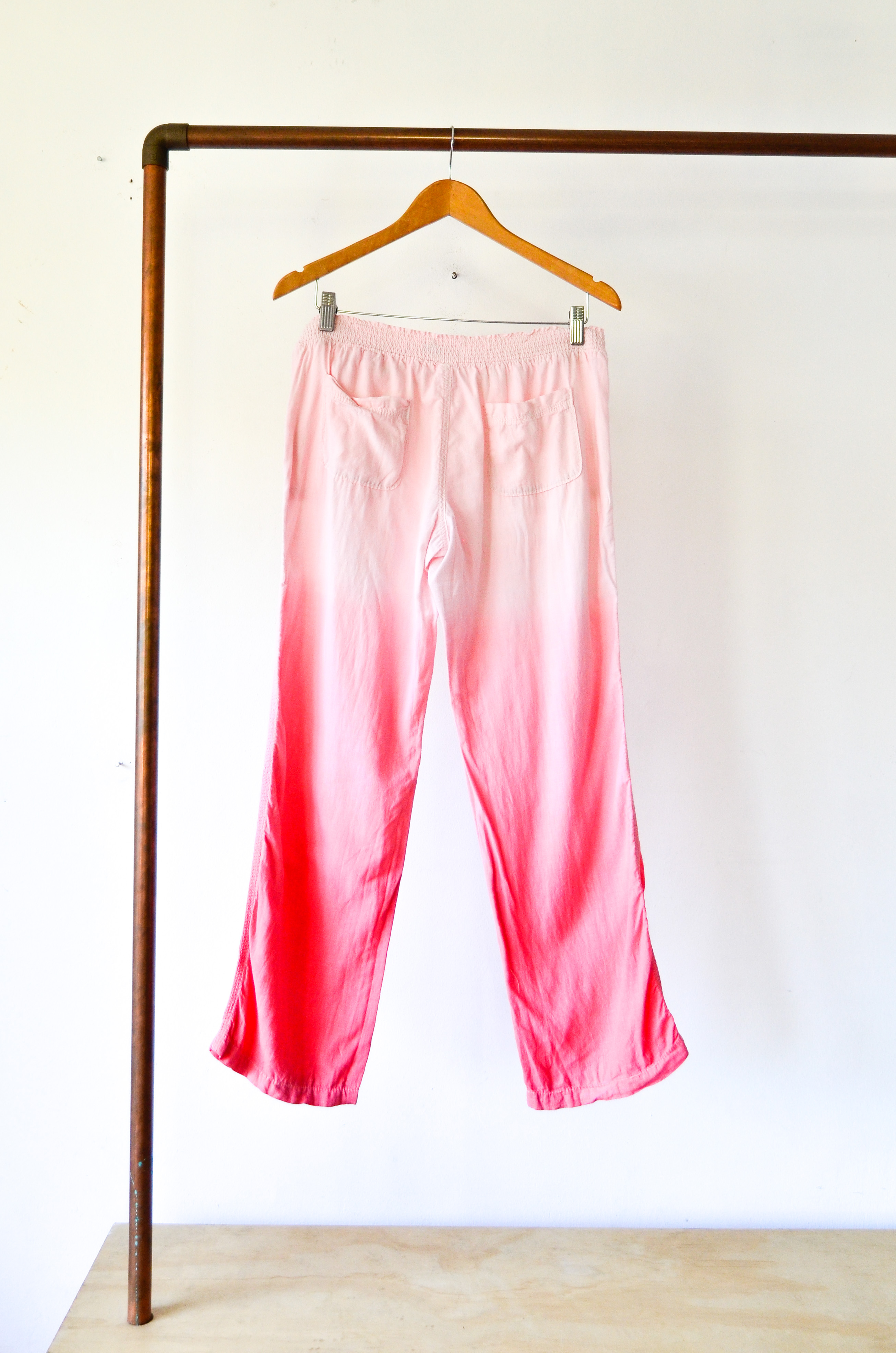 Pantalón rosado degradé