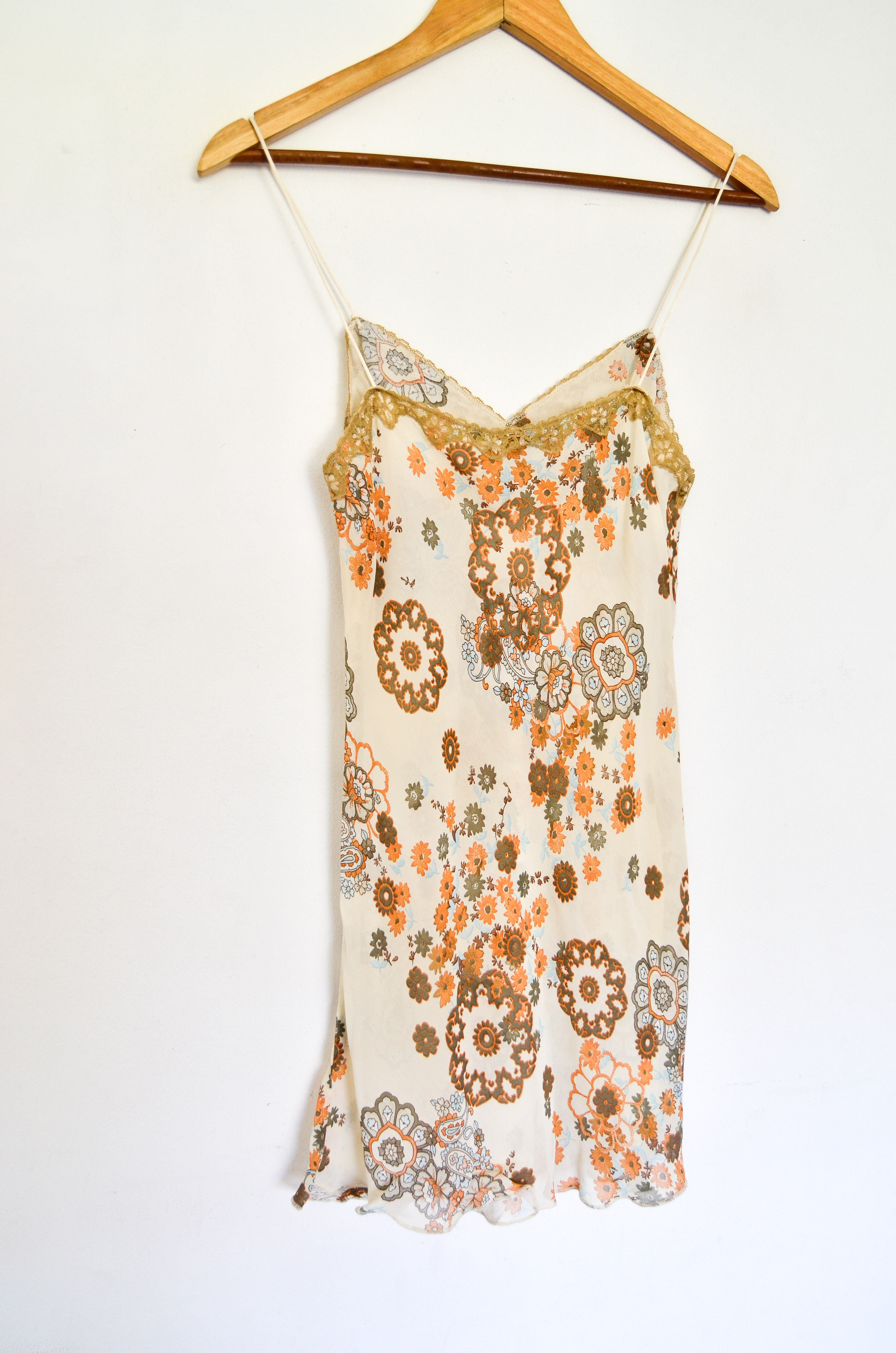 Slipdress marfil floral Y2K