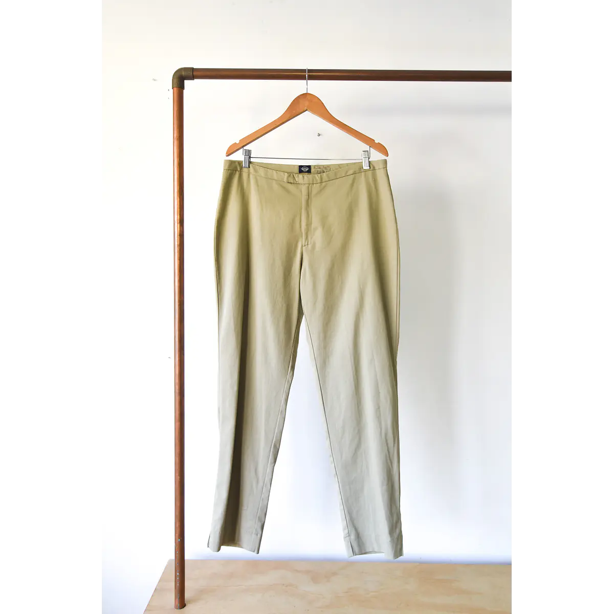 Pantalon Almagores Pour Femme - Neuf Avec étiquette - Coupe Régulière - Taille Non Spécifiée