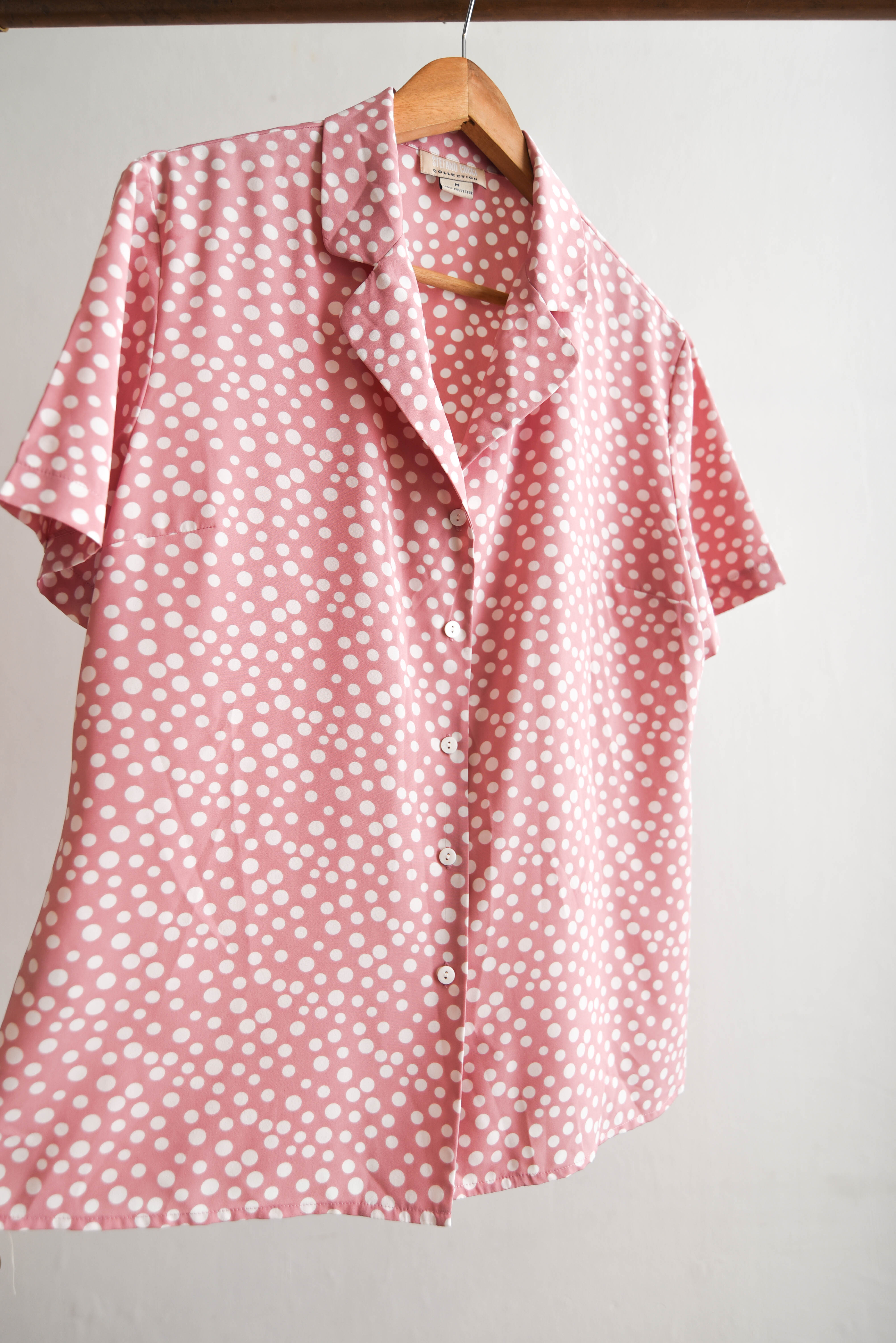 Blusa rosa pastel polka dots