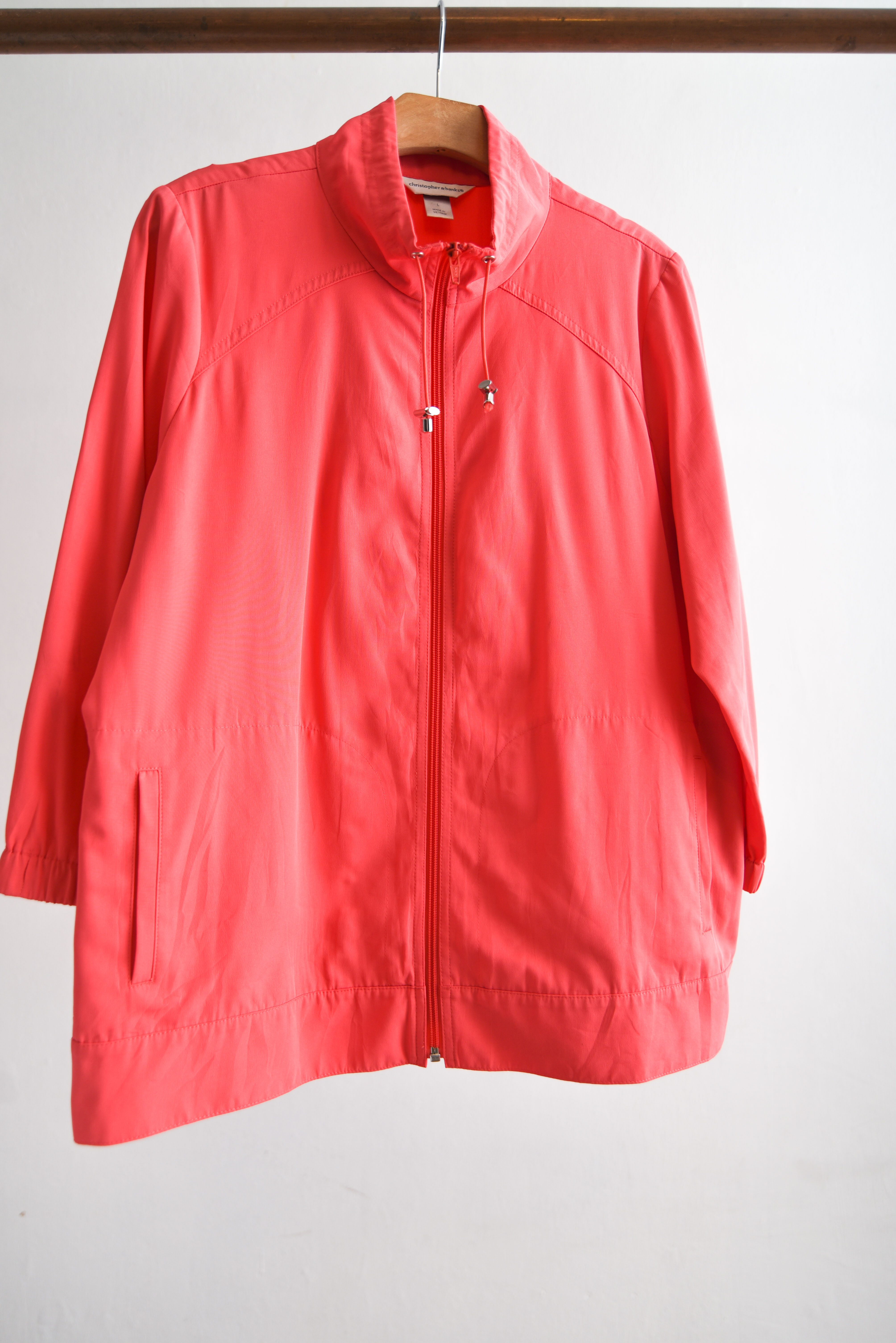 Chaqueta coral cortaviento