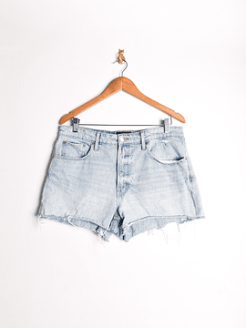 Short light denim