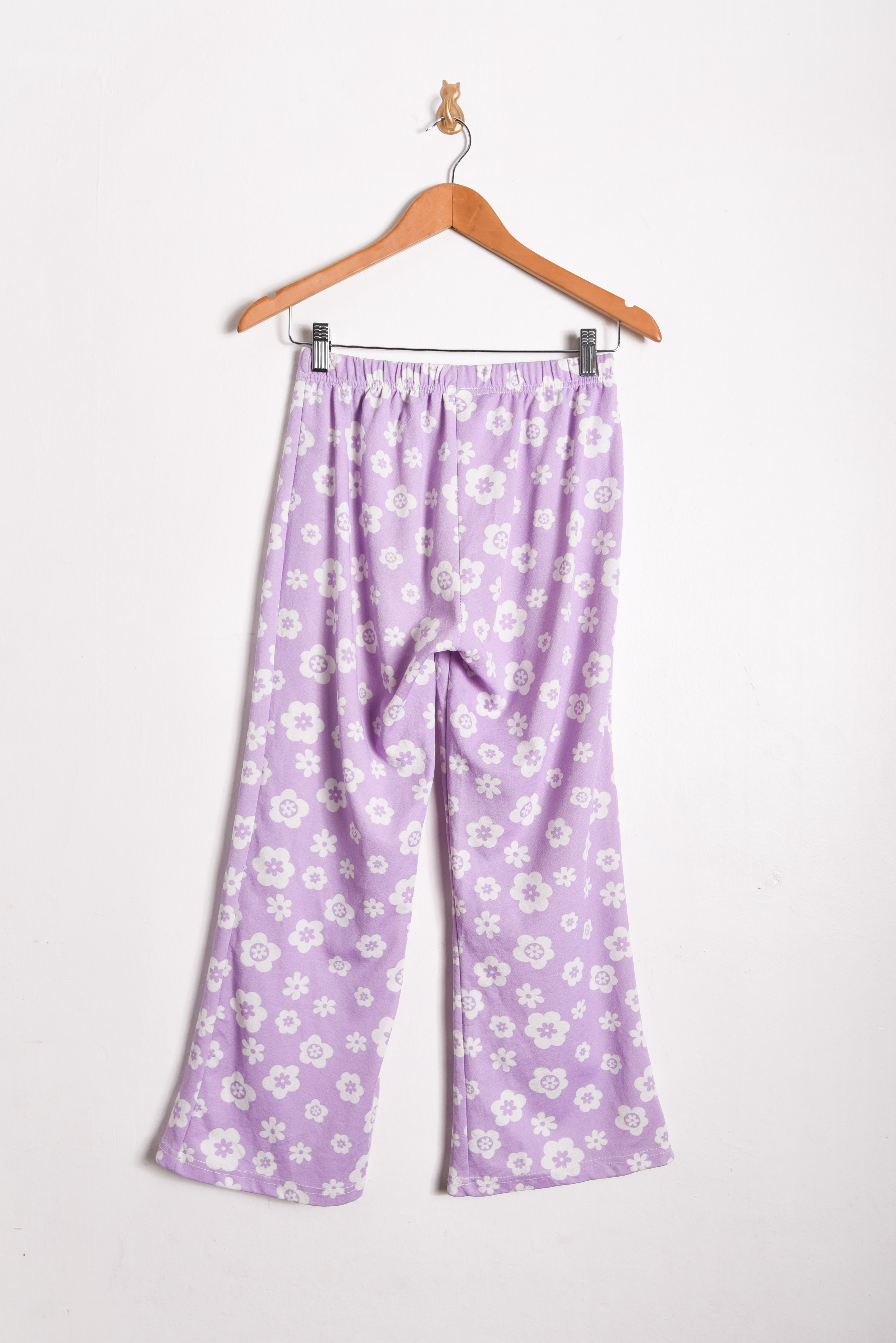 Pantalón flare lila floral