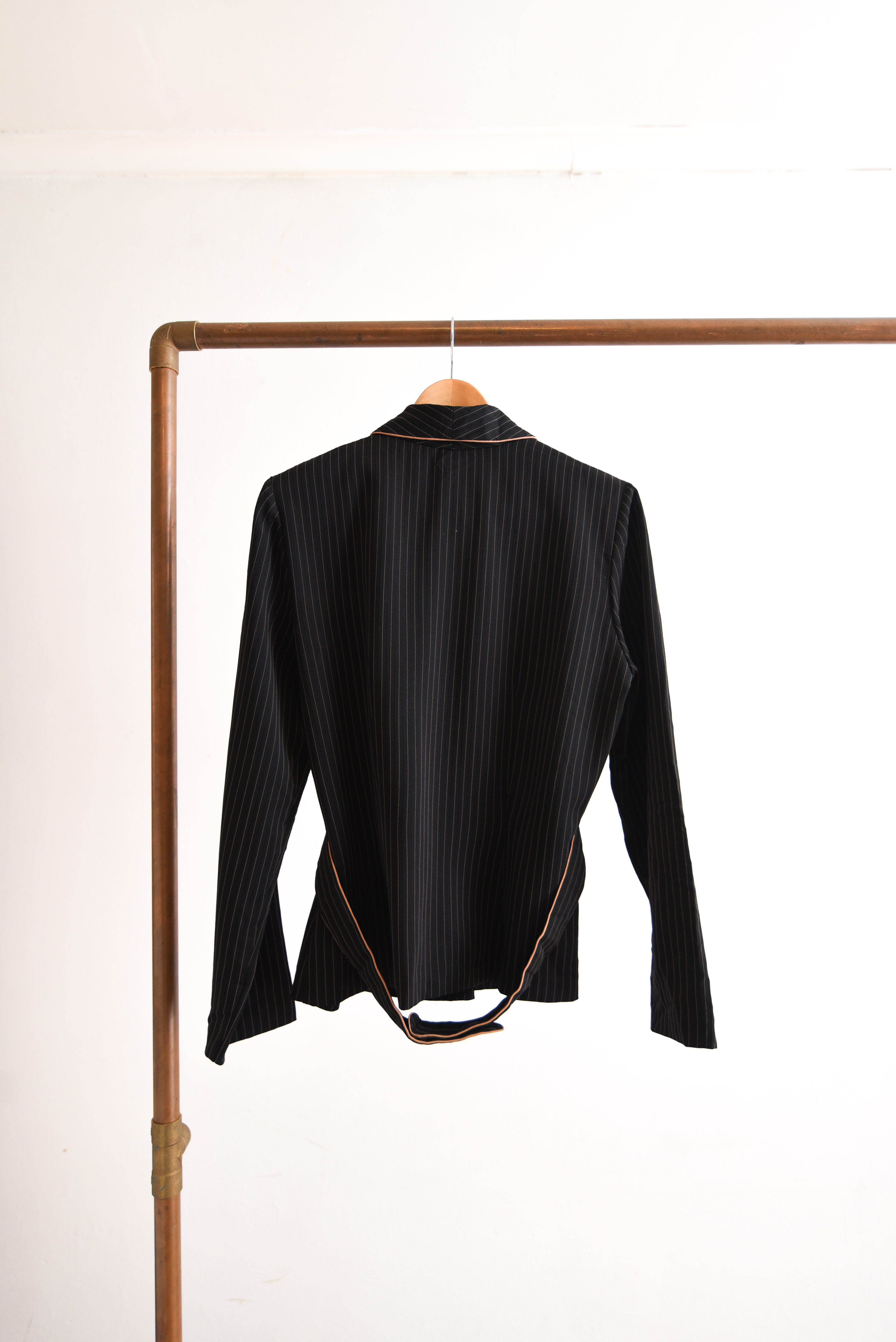 Blazer negro pinstripe Y2K