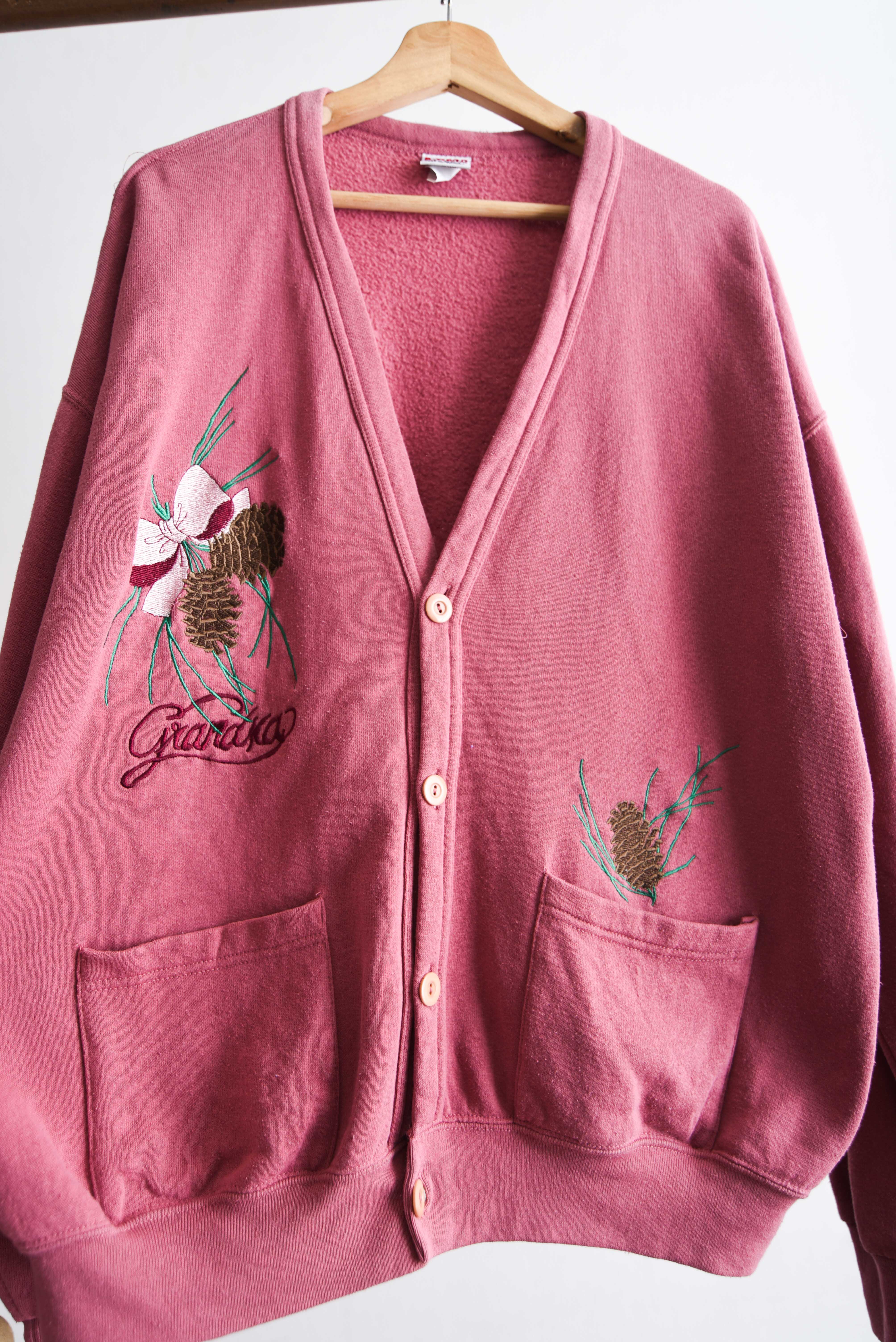 Polerón cardigan rosado Grandma