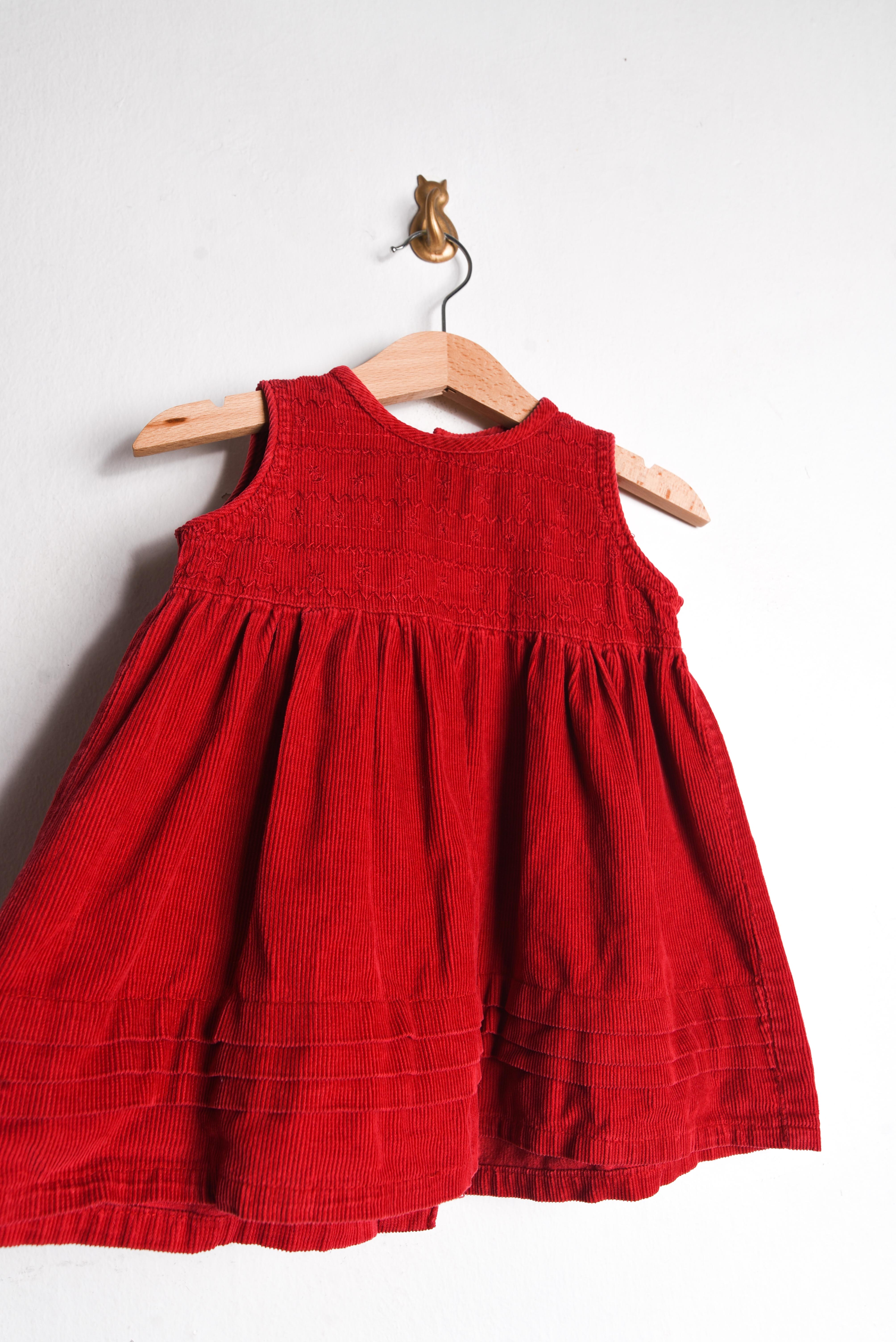 Vestido rojo cotelé 9M