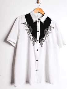 Blusa vintage b&w bordada