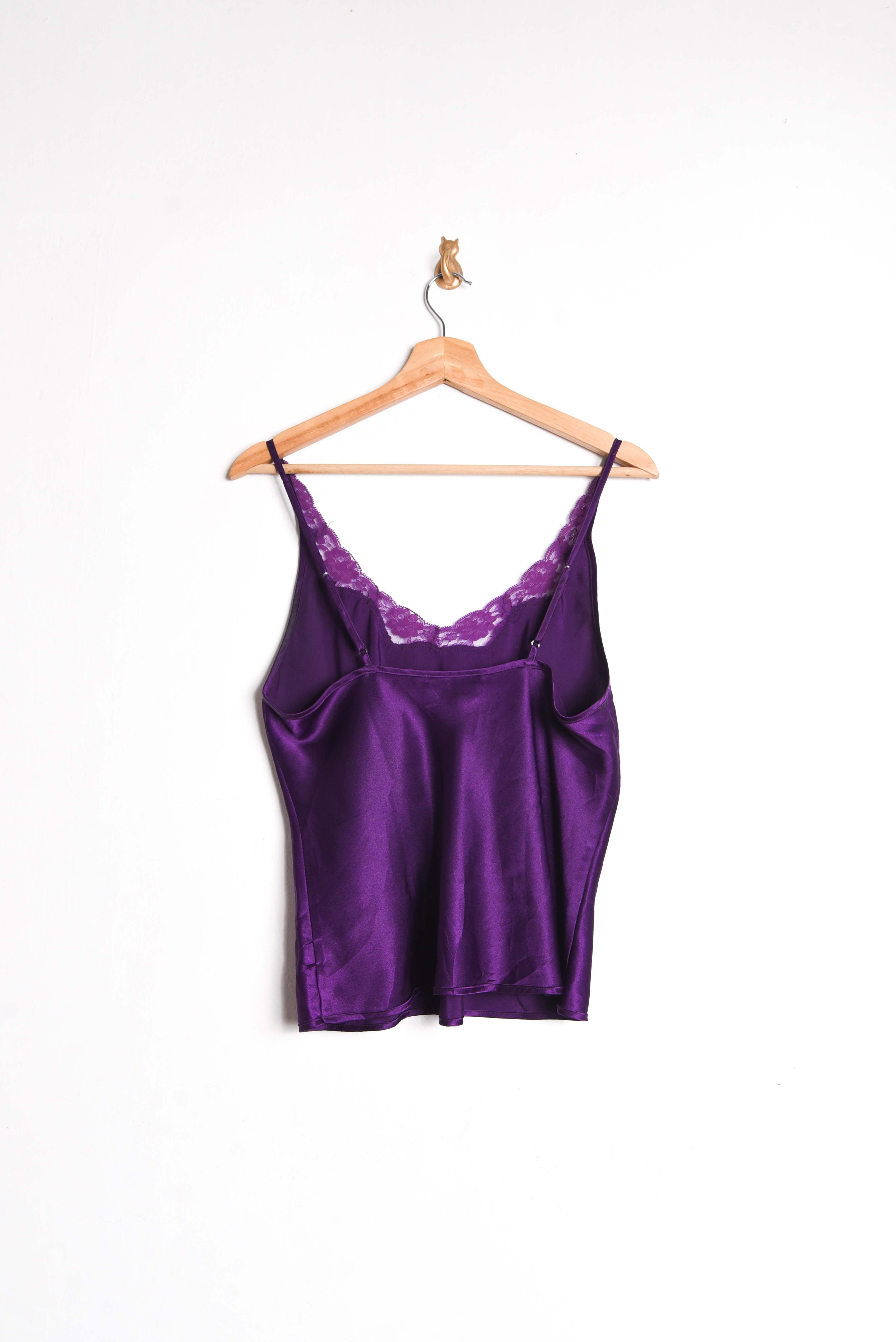 Top lencero morado satín