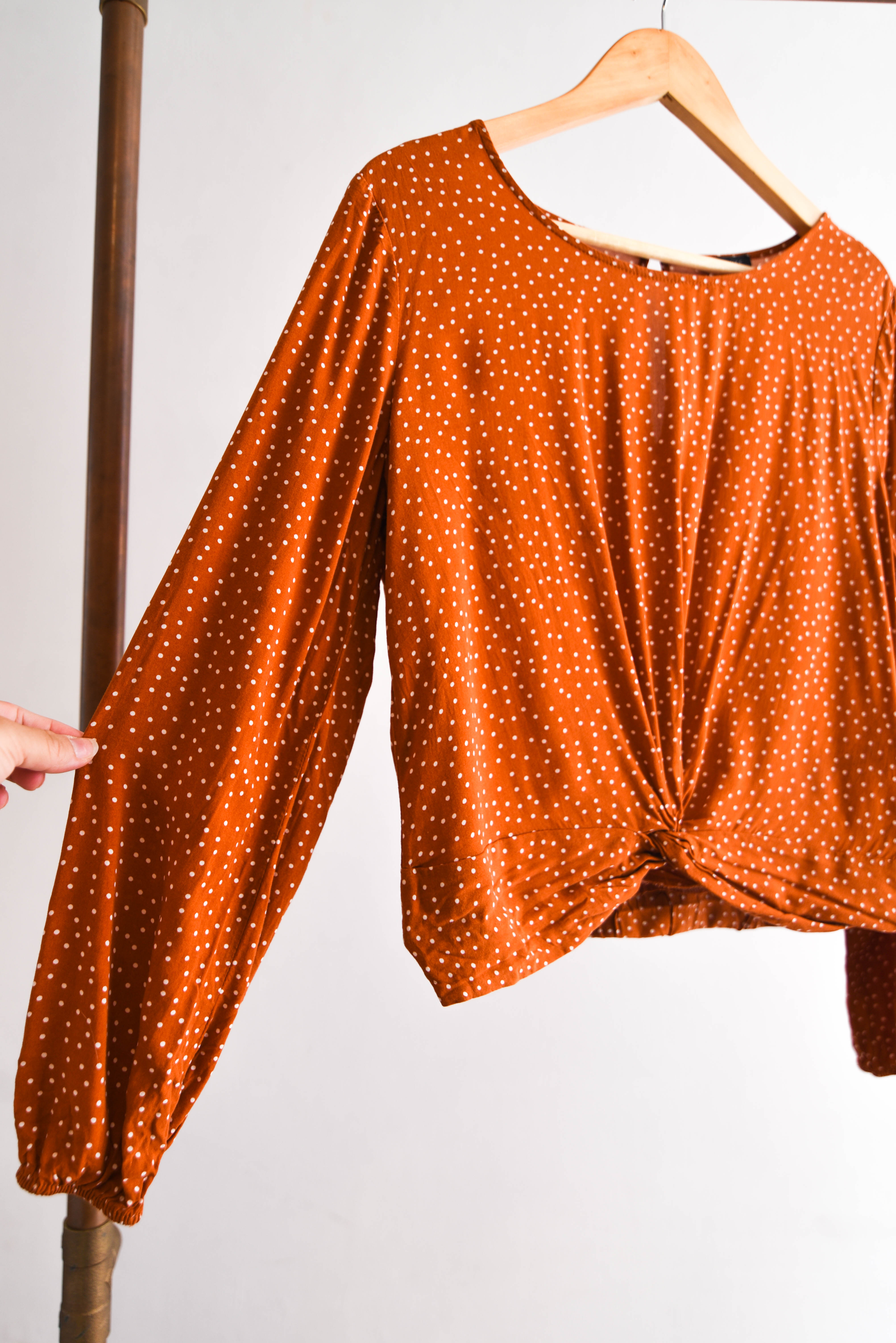 Blusa naranja dots