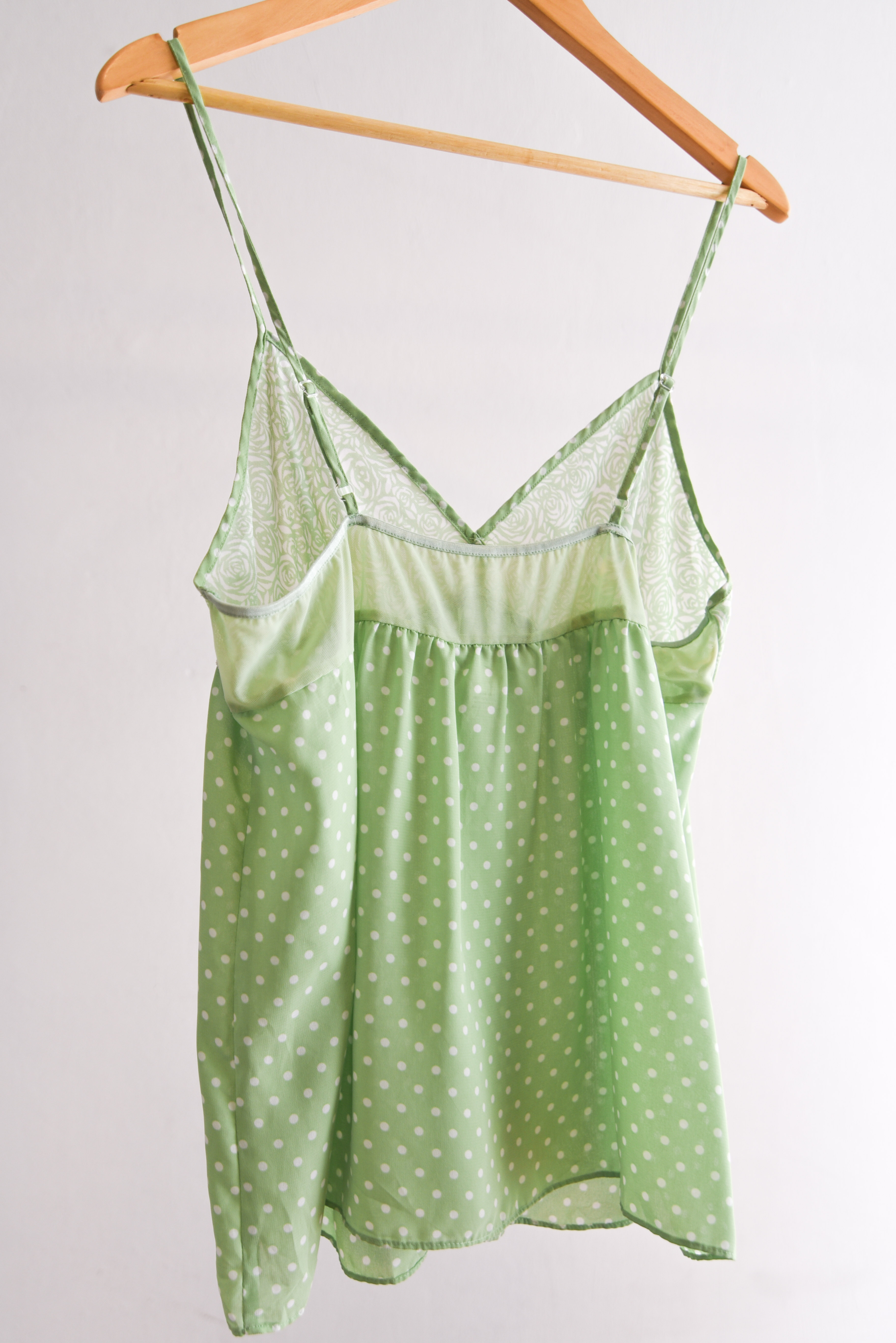 Top lencero verde lunares