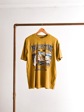 Polera gráfica Yellowstone