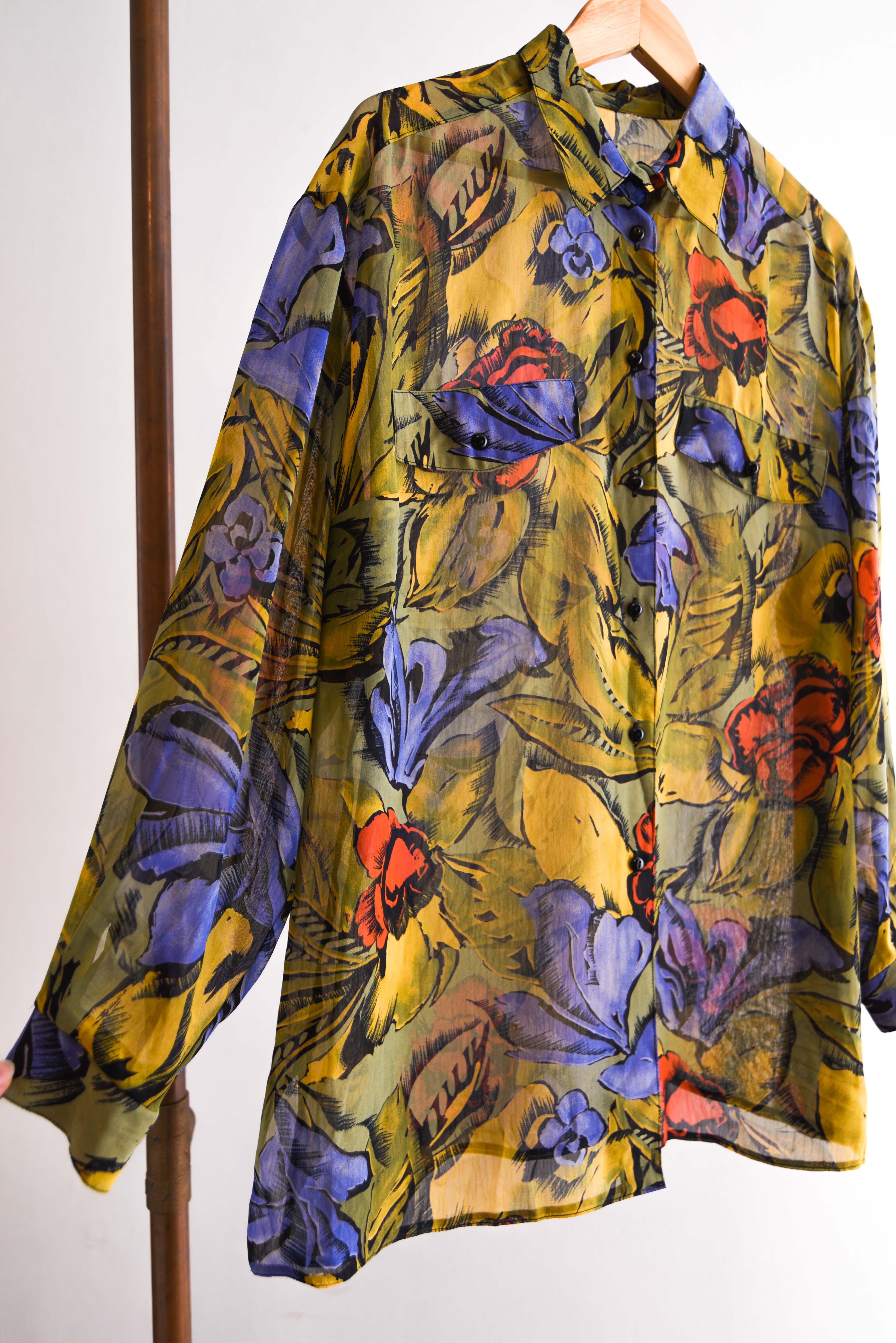 Blusón vintage transparencia floral