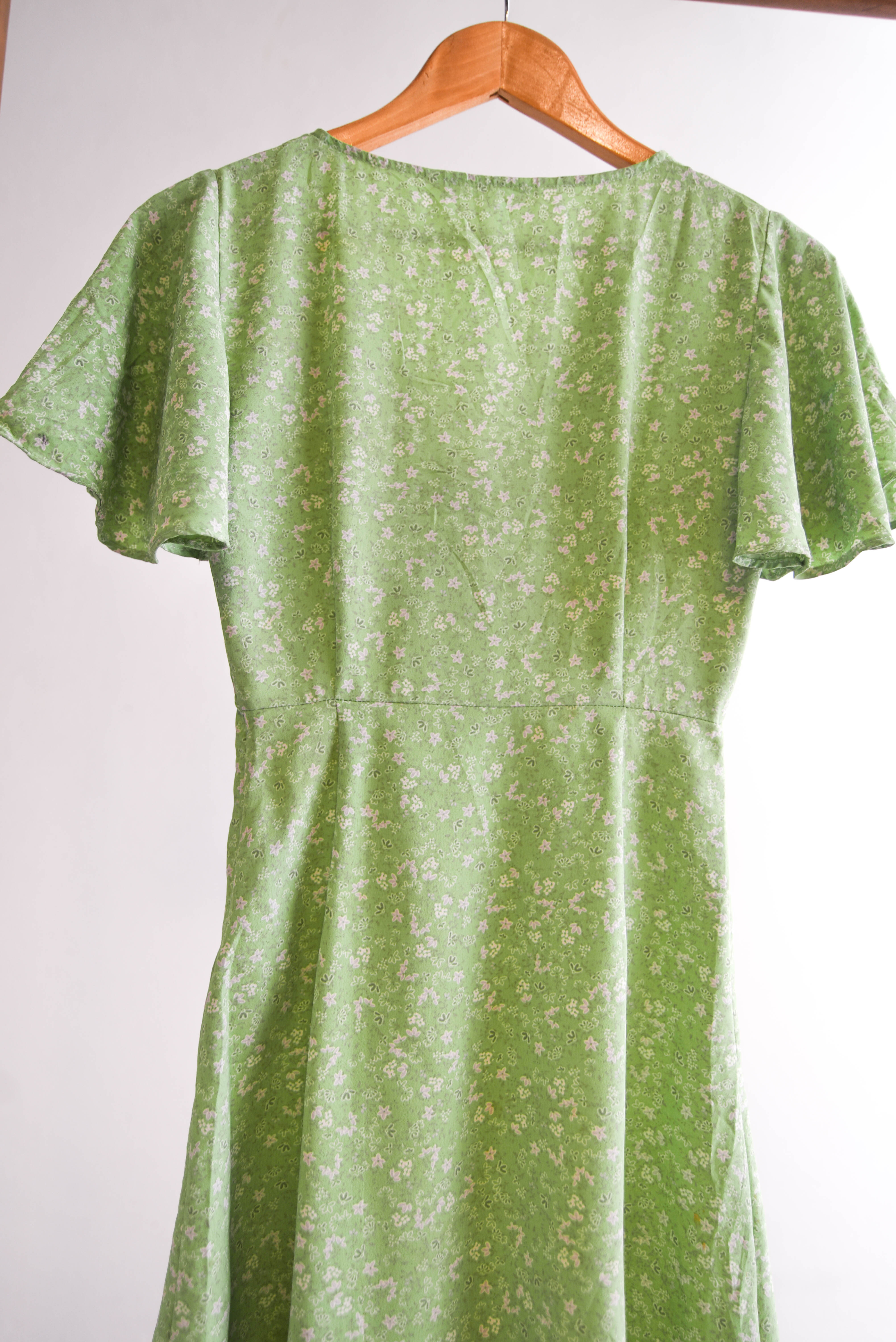 Vestido floral verde lazito