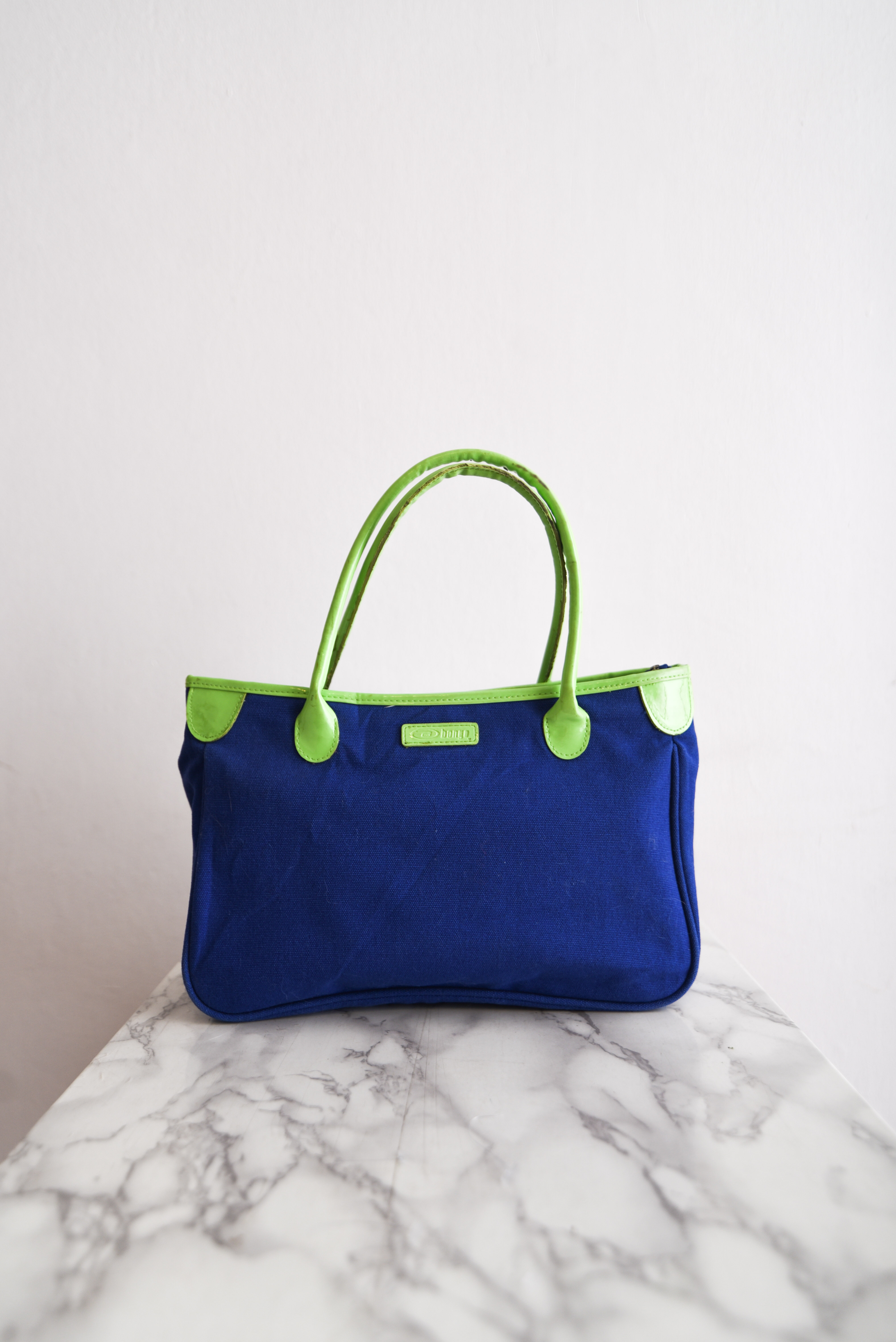 Cartera azul klein 90s