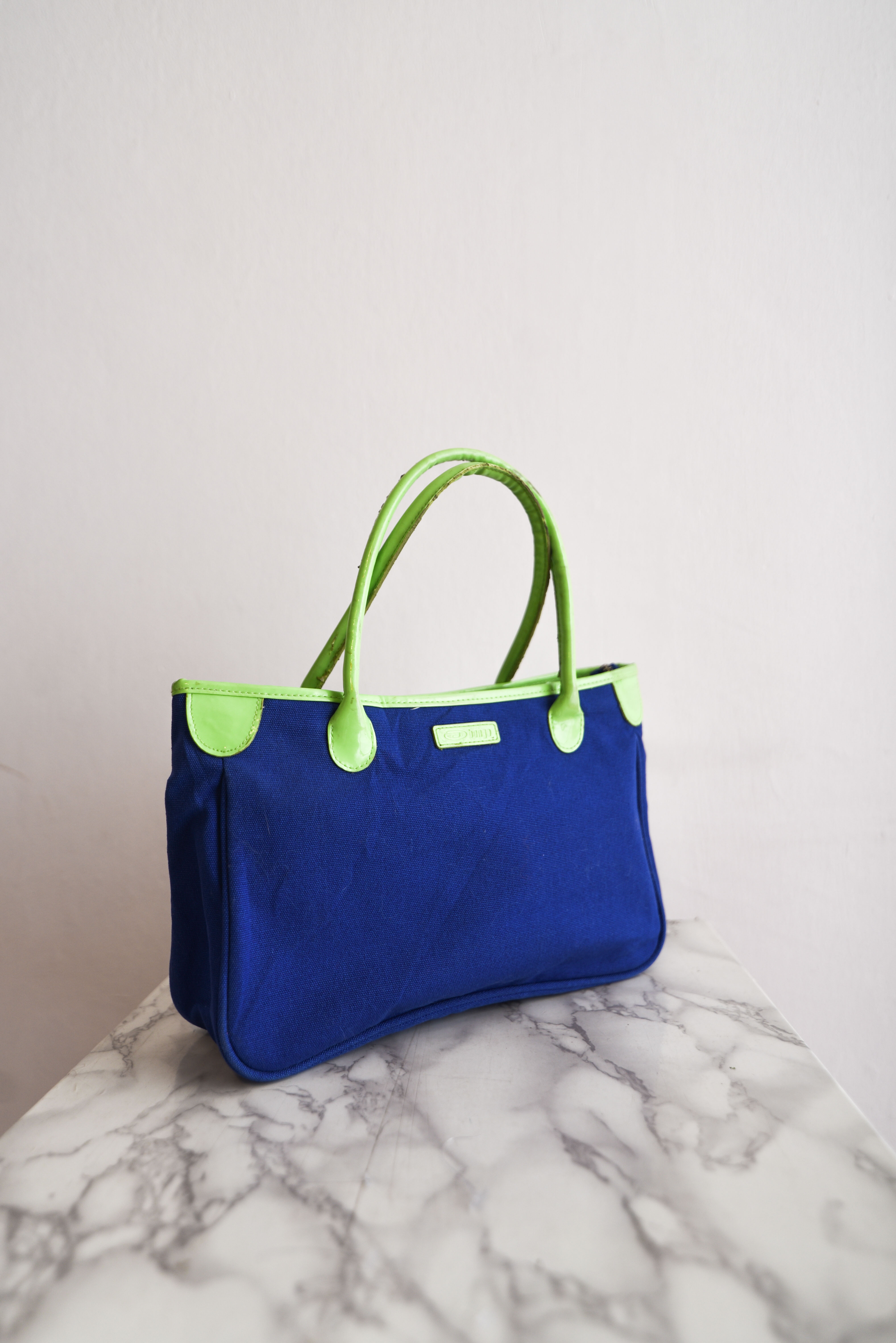 Cartera azul klein 90s