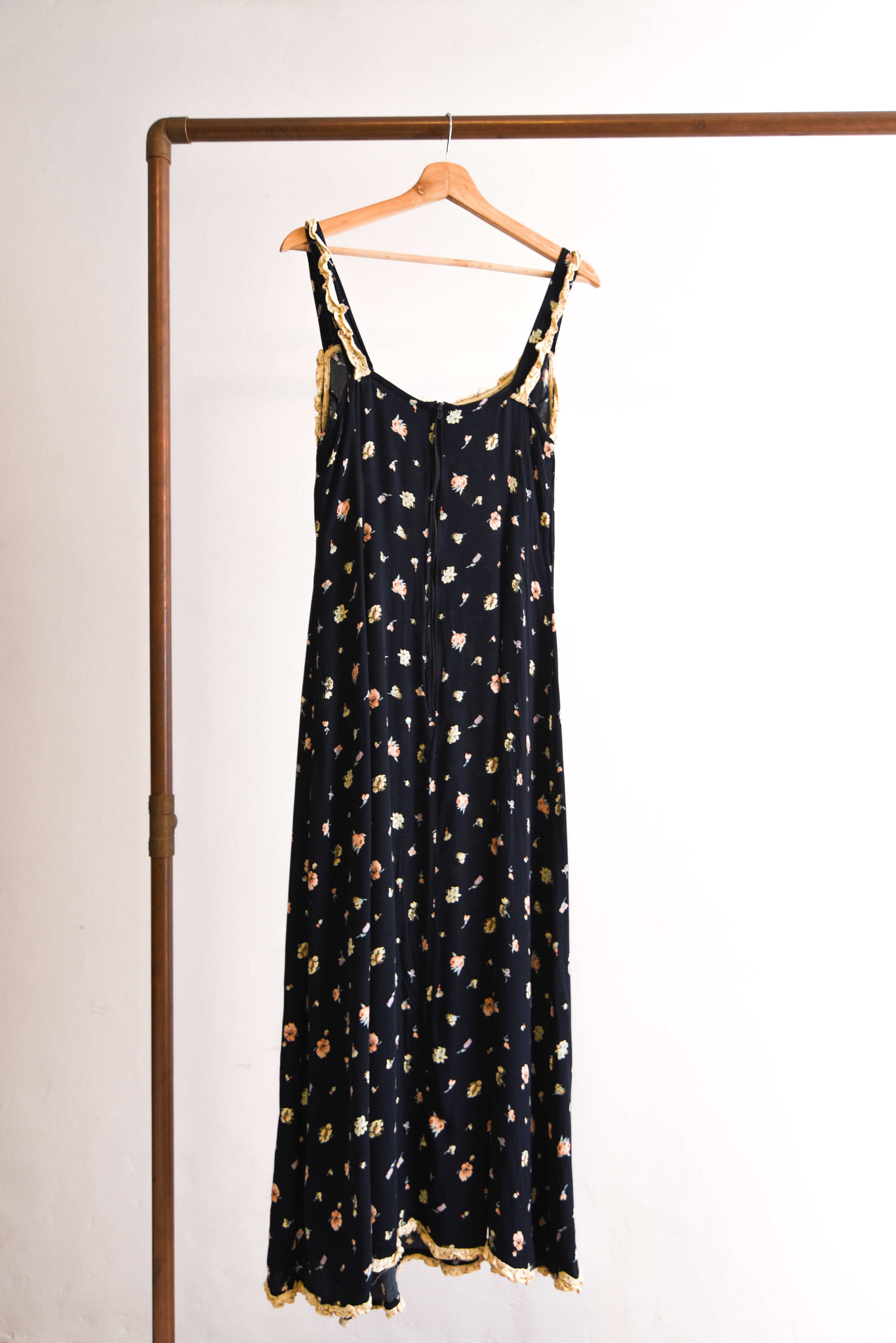 Vestido navy floral 90s
