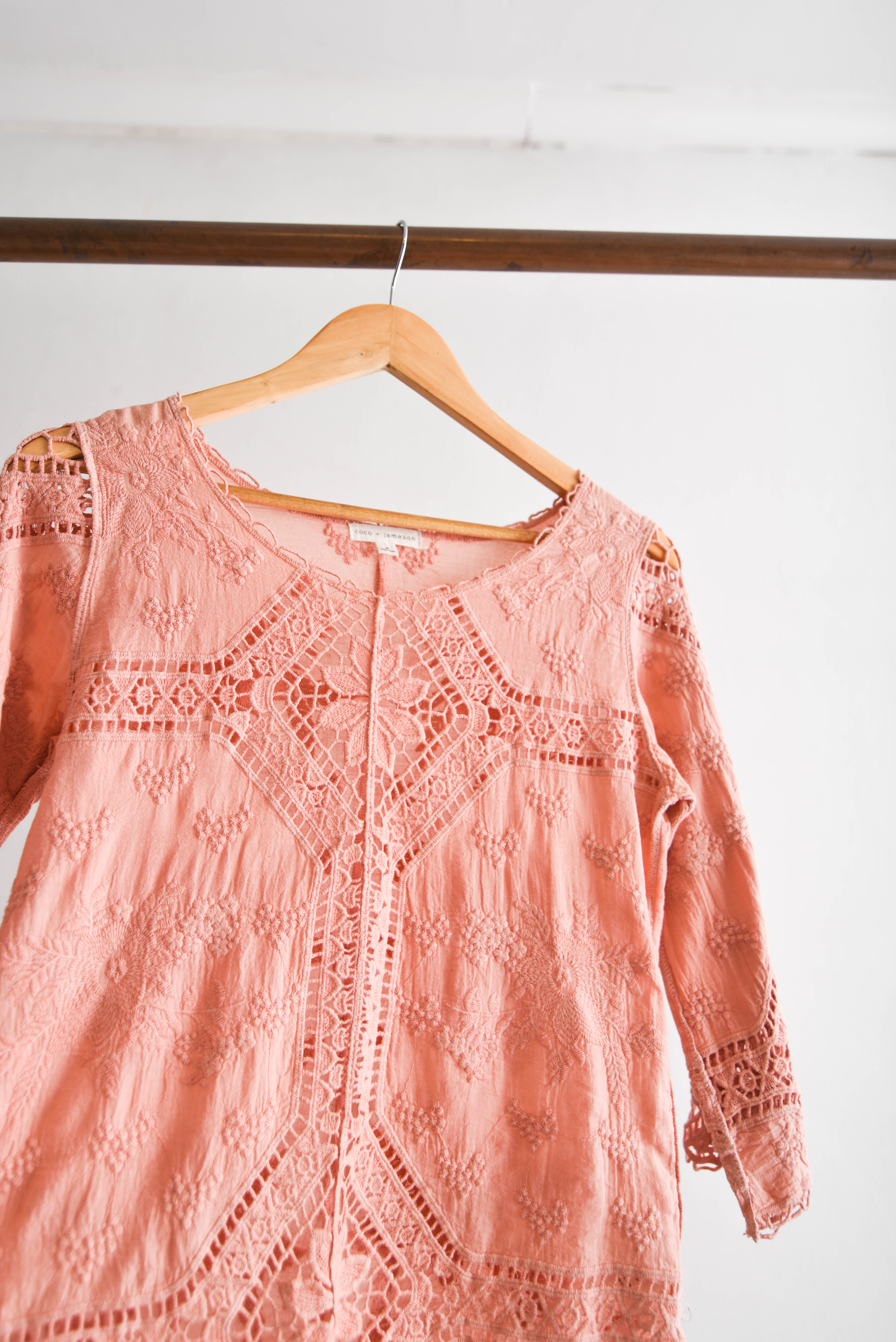 Top coral bordado boho
