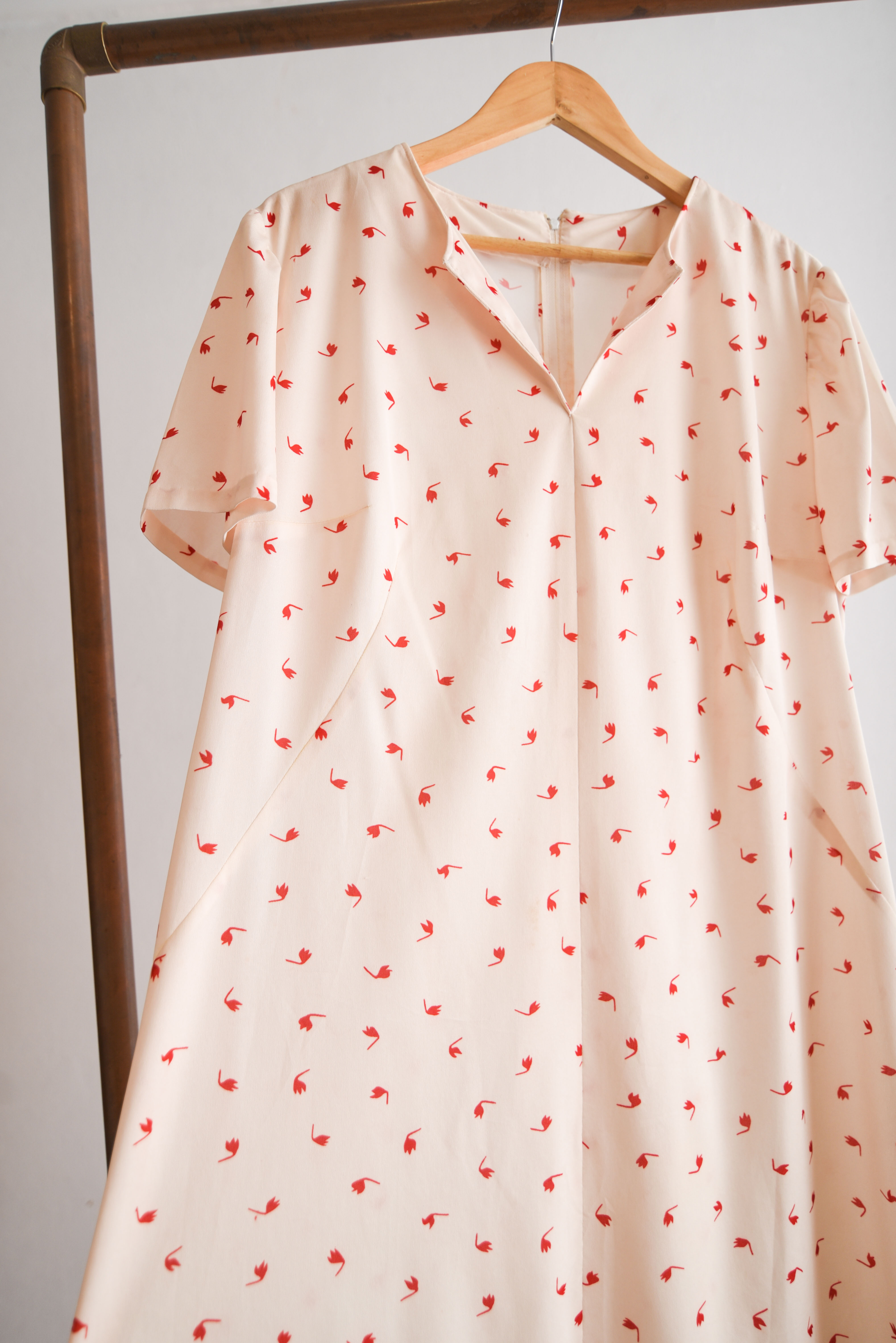 Vestido marfil 70s tulipanes