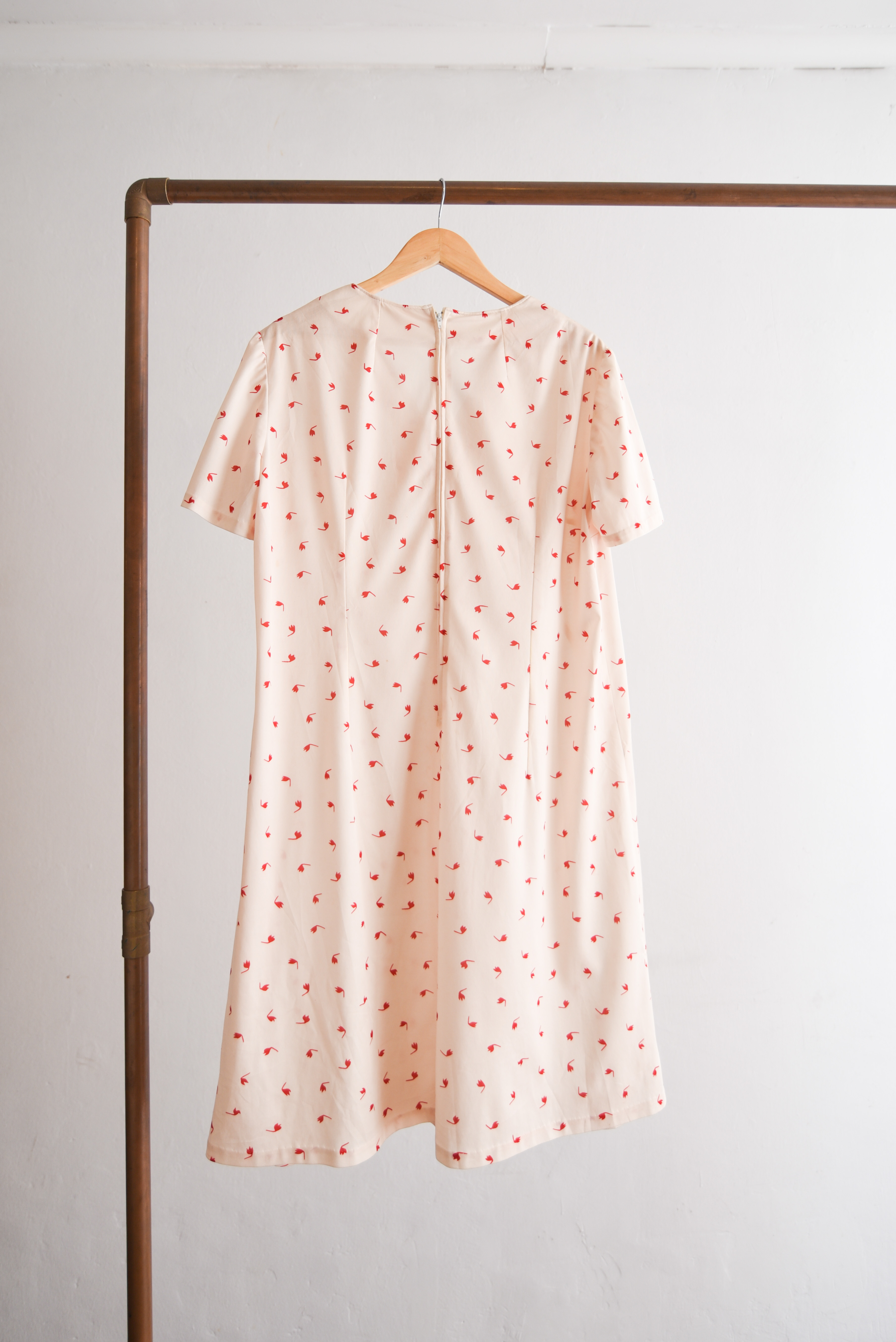 Vestido marfil 70s tulipanes