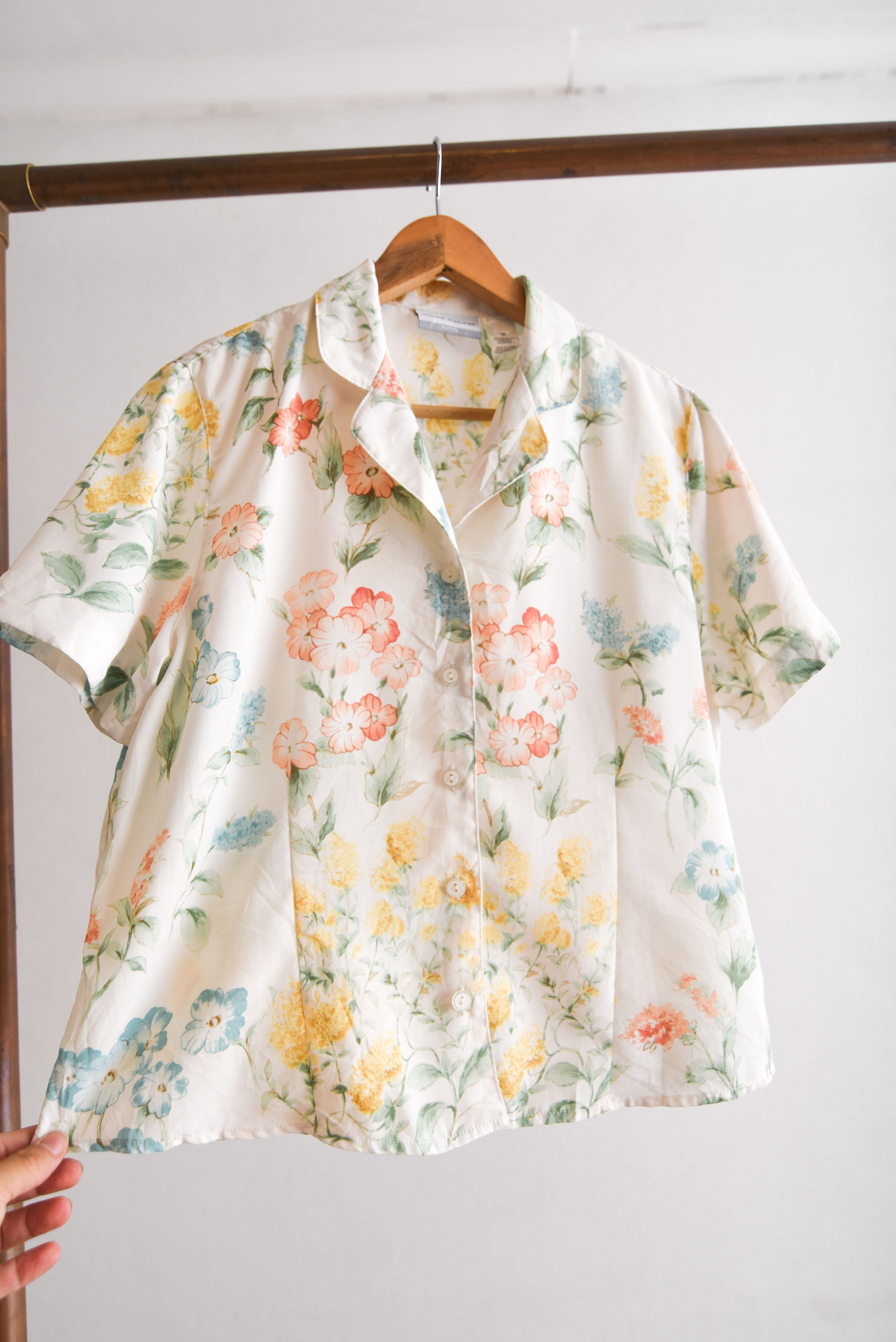 Blusa marfil floral 90s