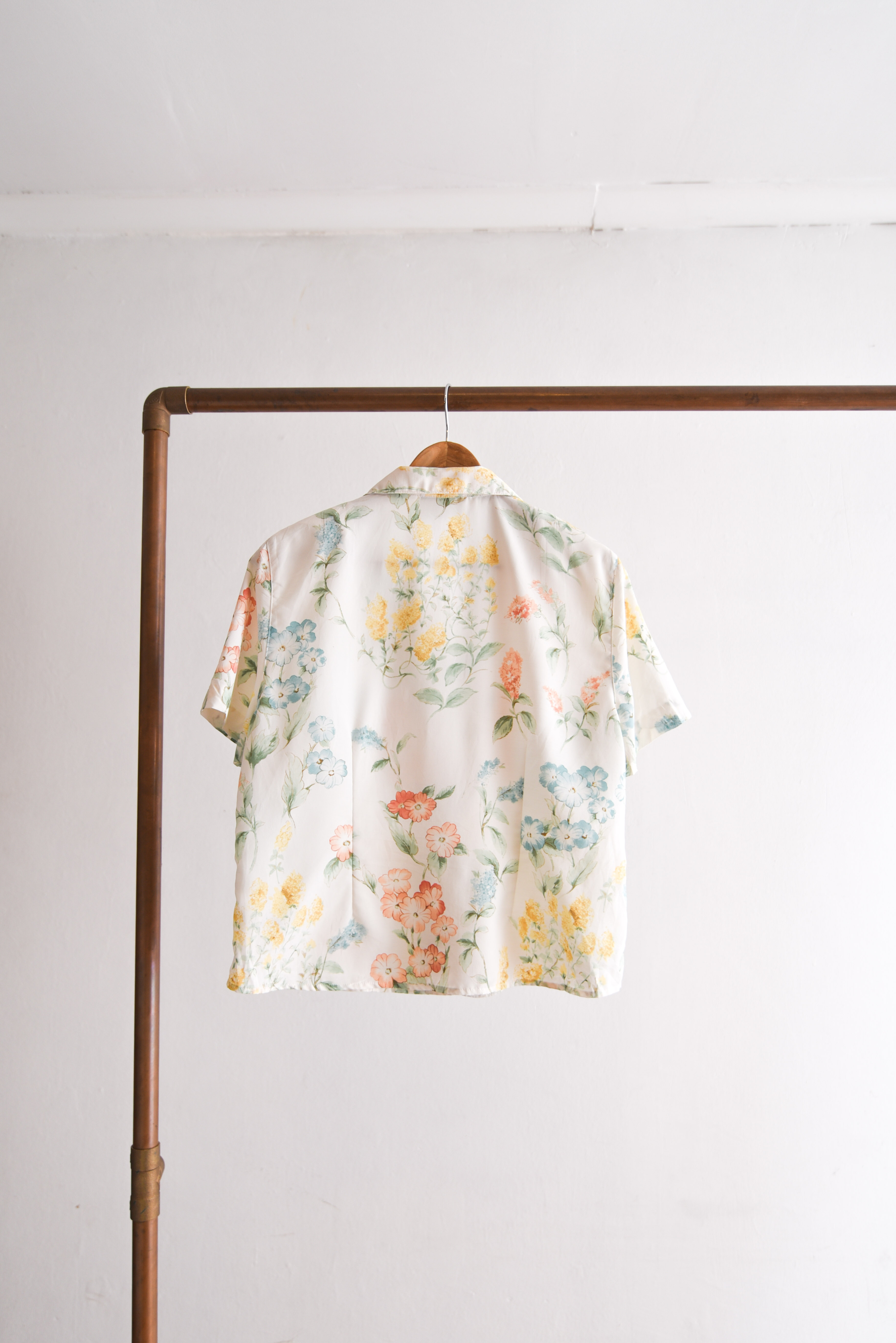 Blusa marfil floral 90s