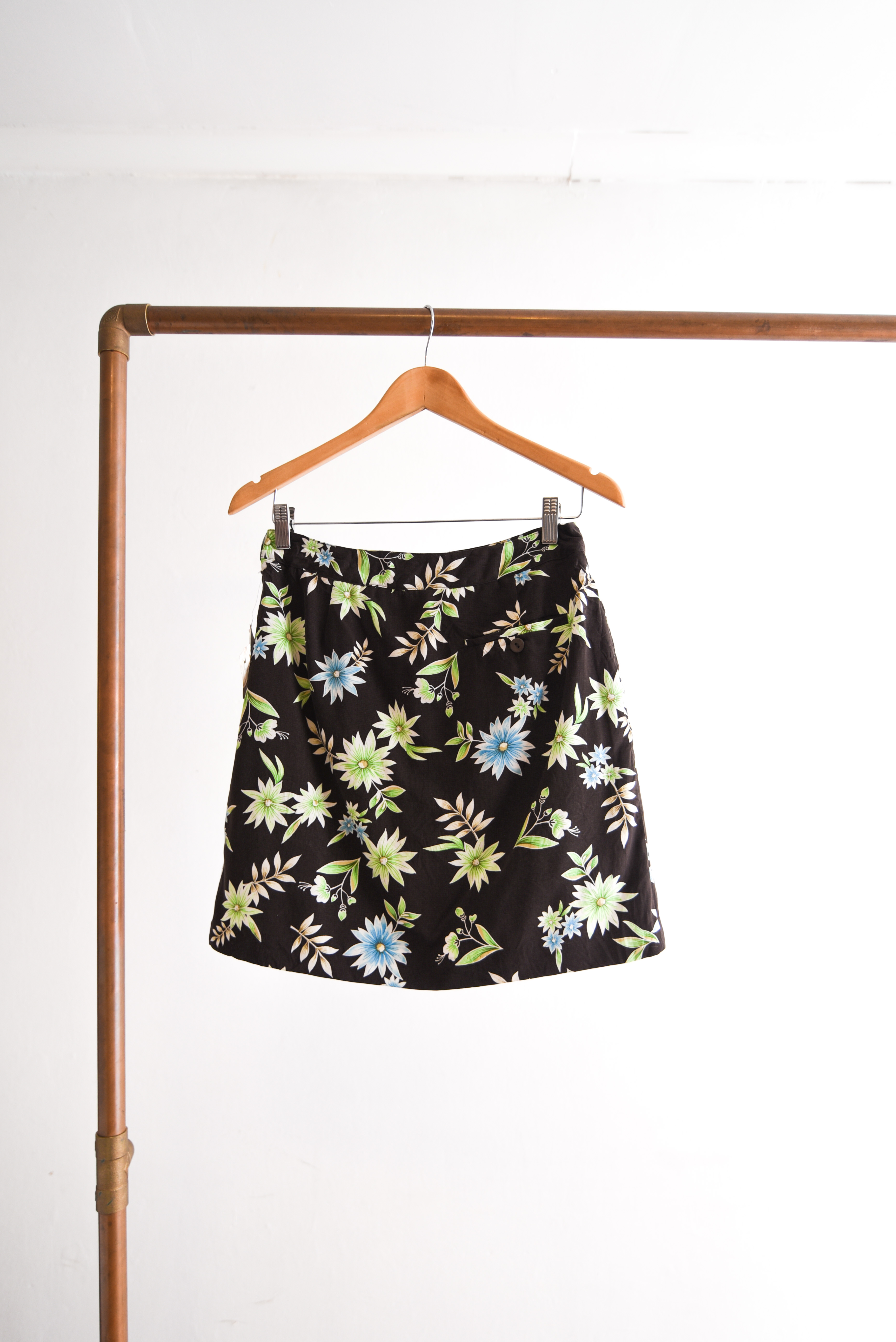 Falda-short café floral