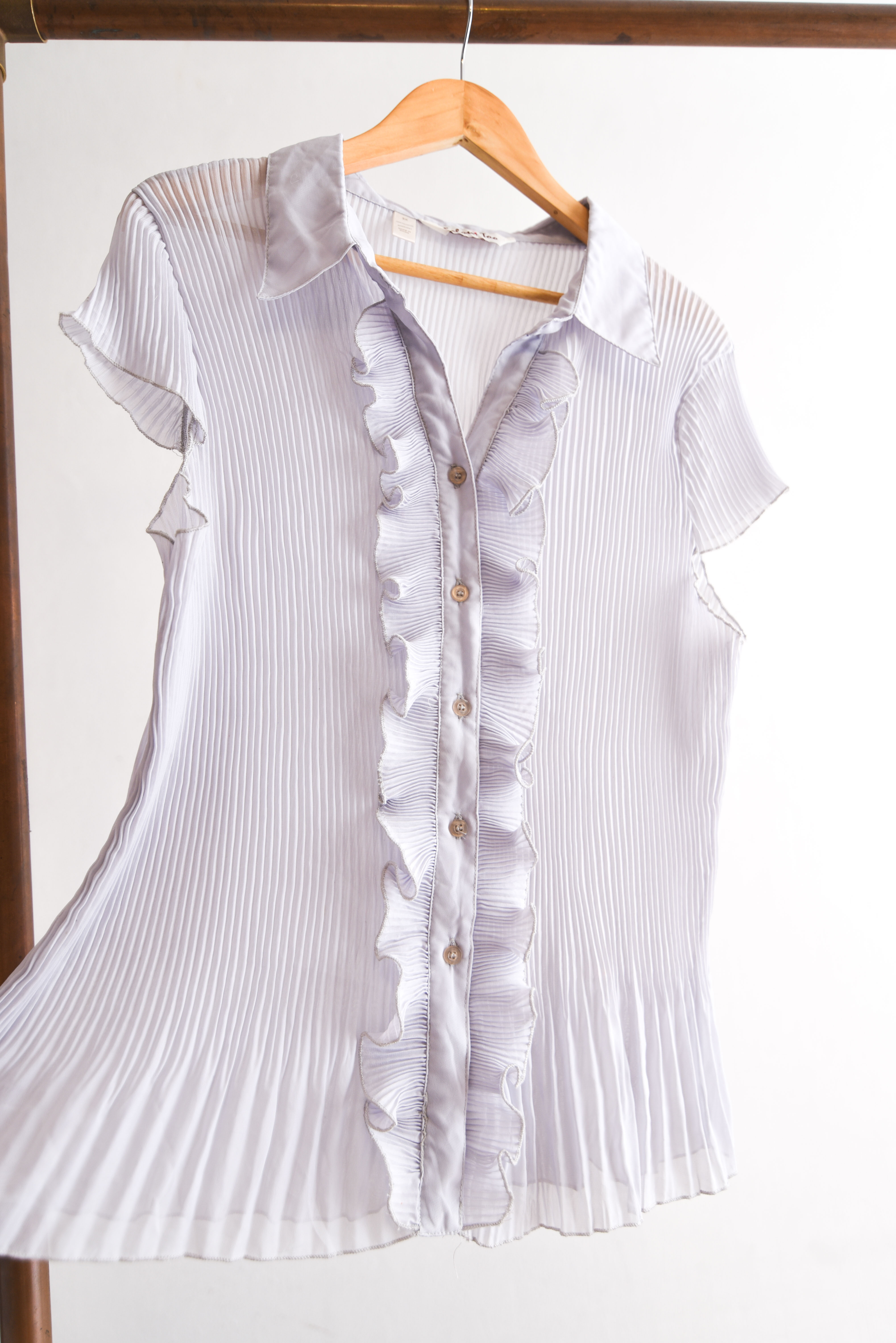 Blusa gris perla plisada