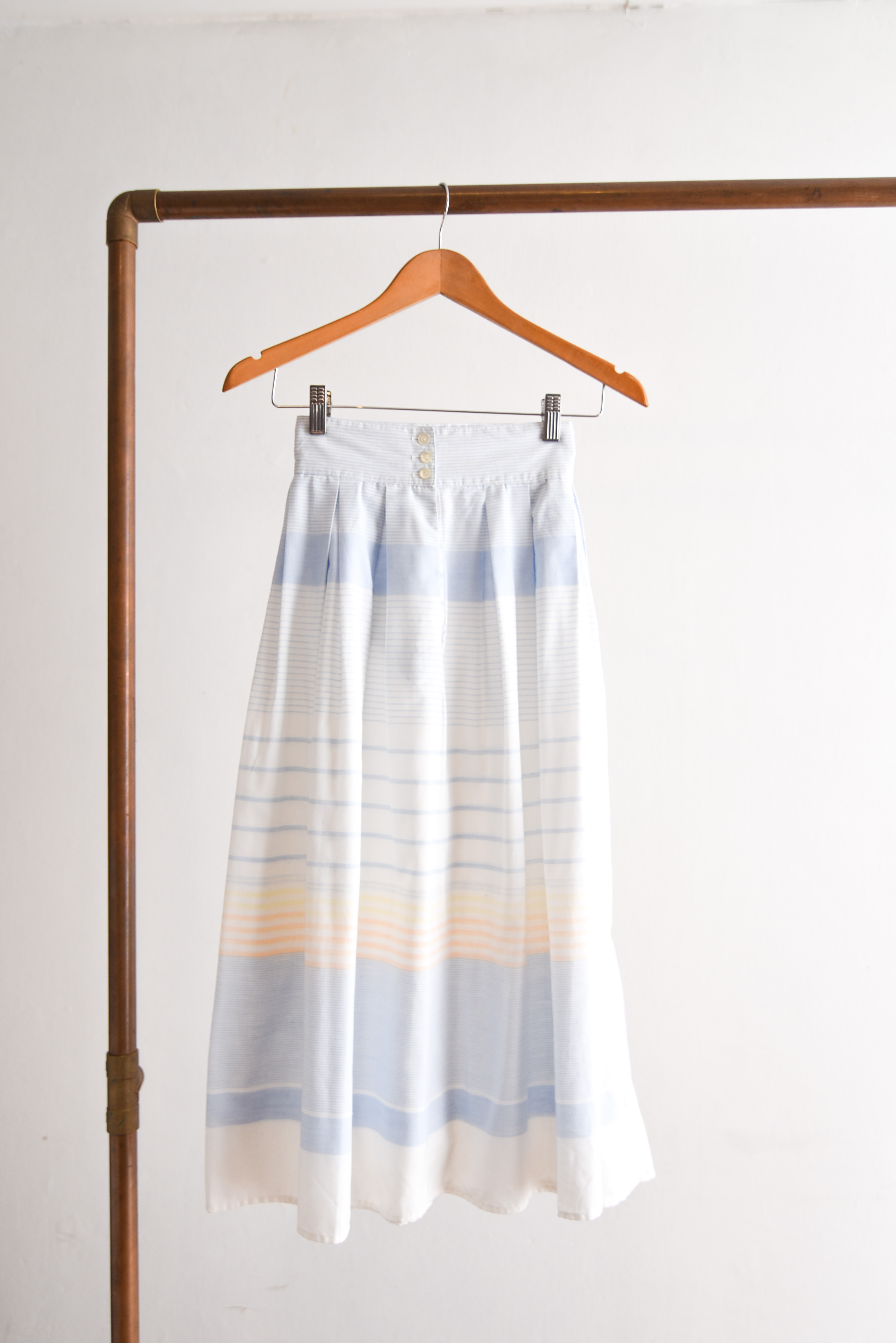 Falda 60s celeste pastel