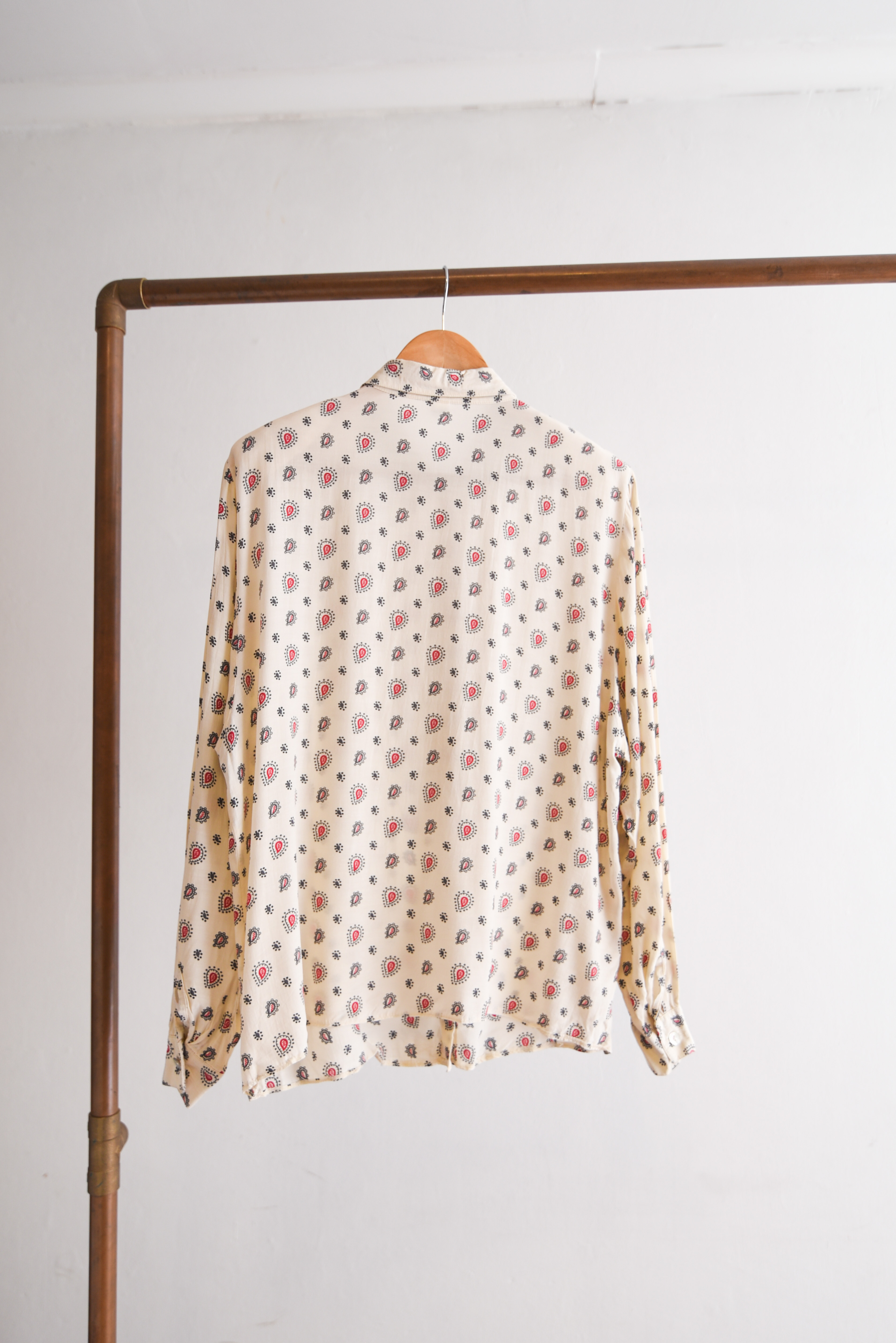 Blusa marfil paisley vintage