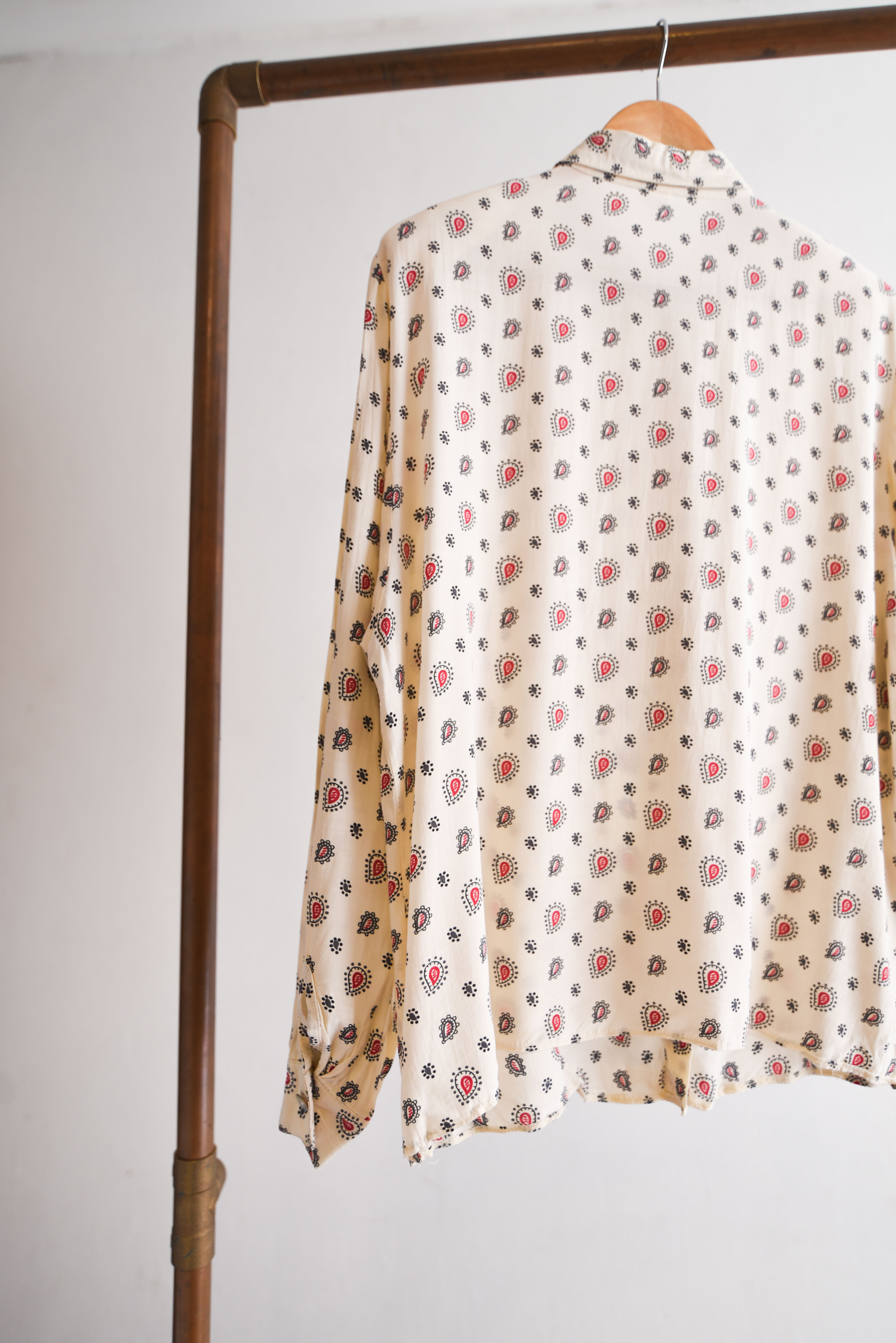 Blusa marfil paisley vintage