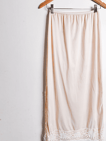 Maxi falda lencera marfil vintage