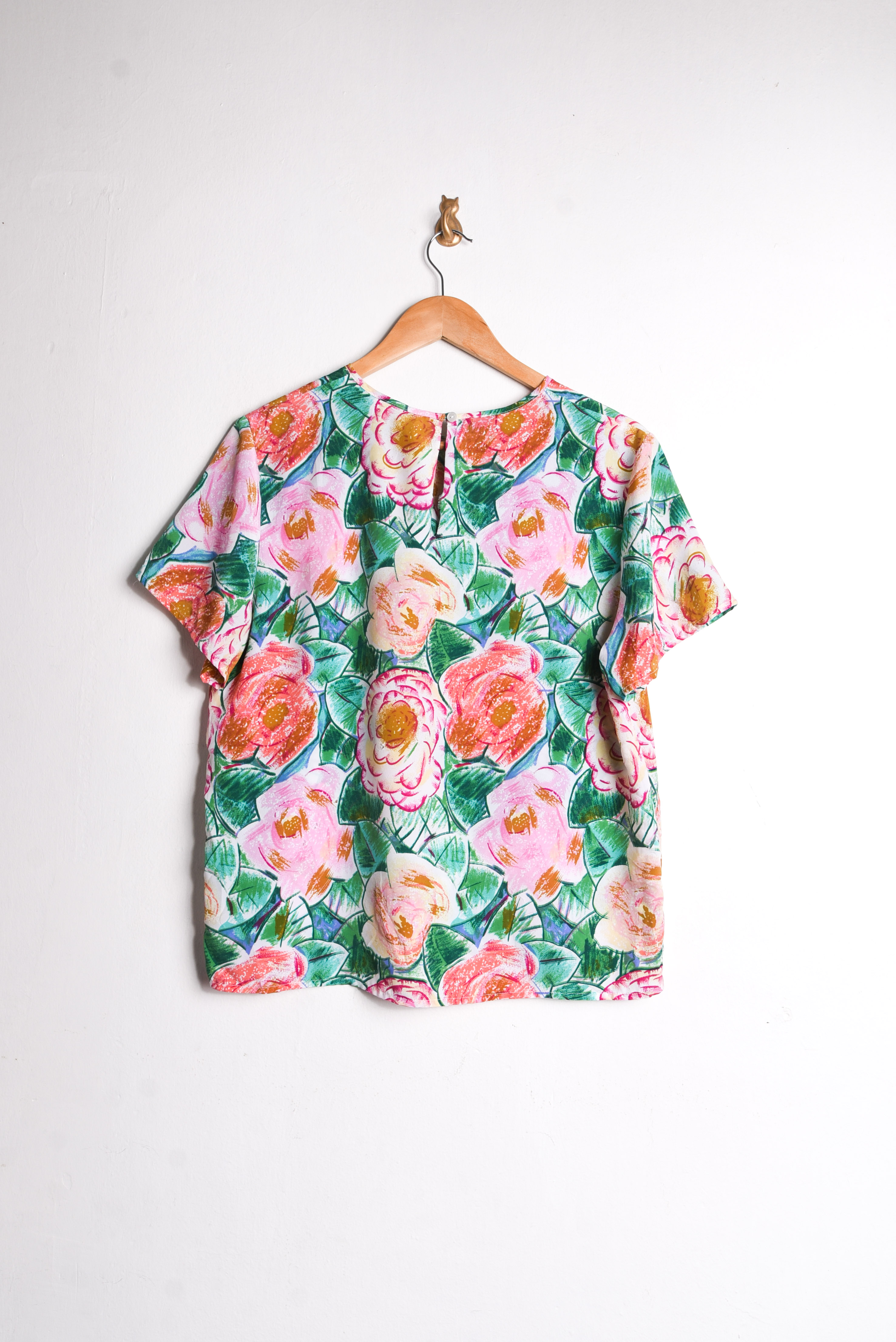 Blusa floral doodles vntg