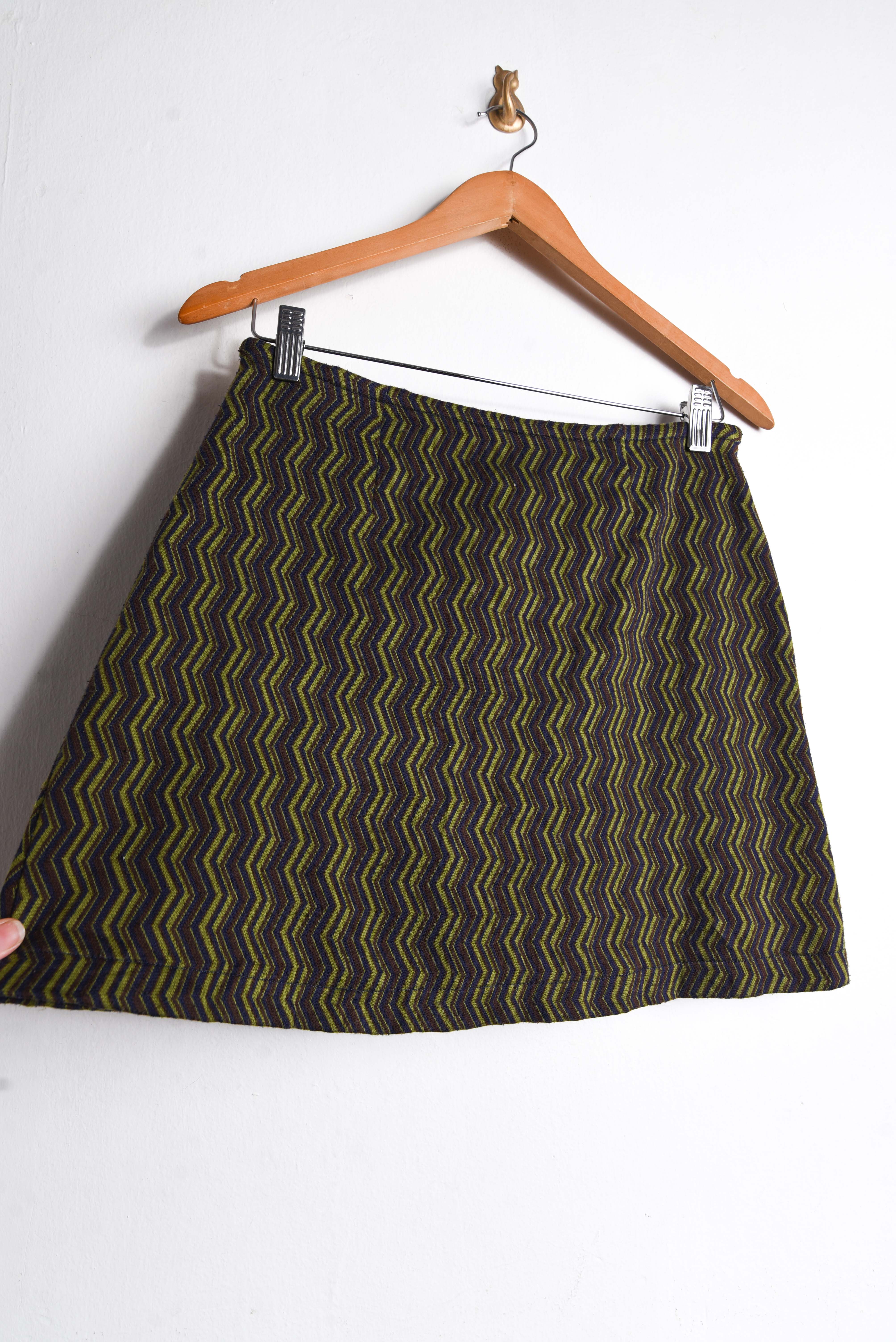 Mini falda zigzag 90s