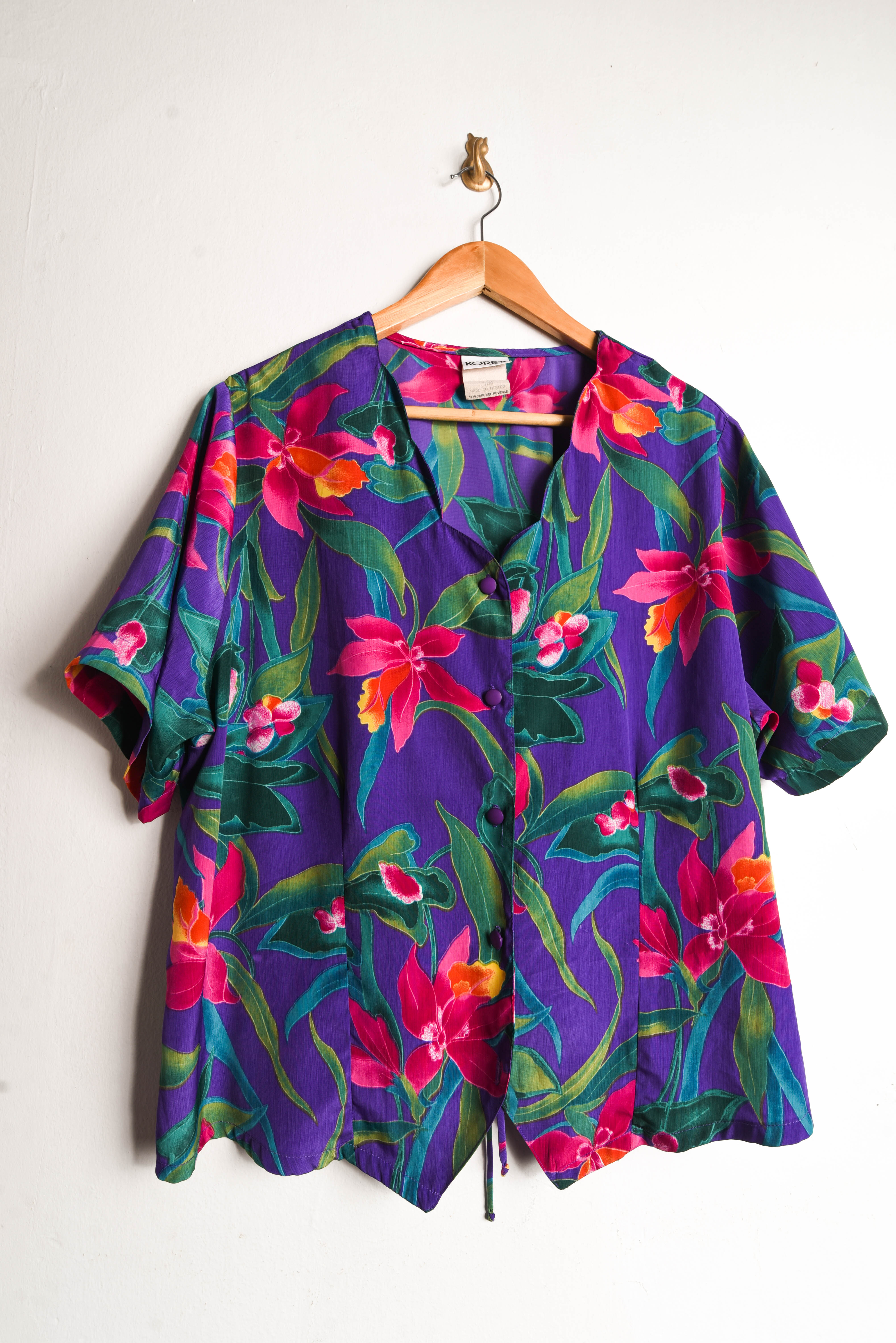 Blusa morada floral amarra