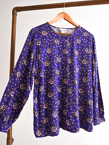 Blusa morada floral vintage