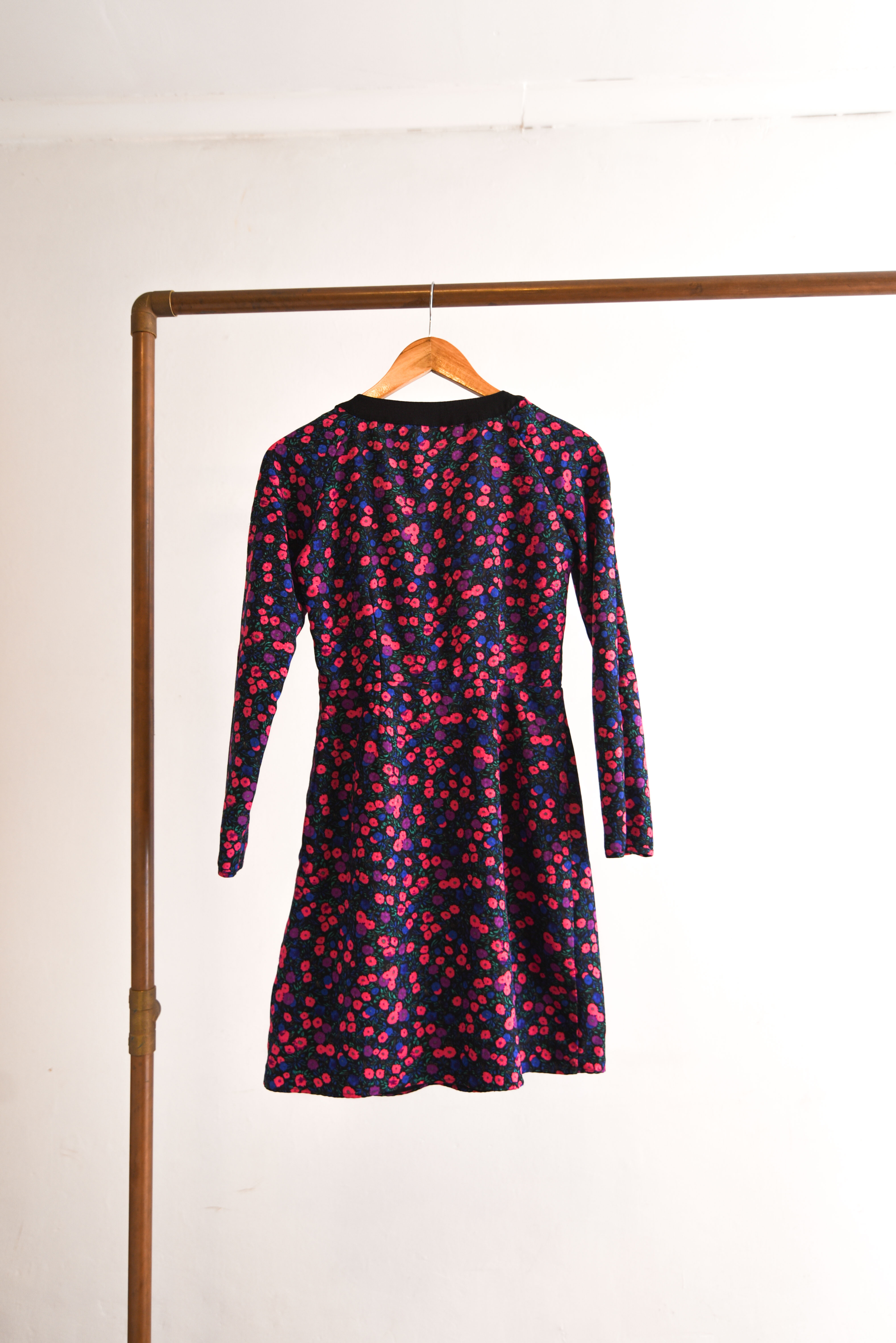 Vestido floral V neck