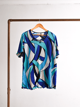 Polera tricolor plisada