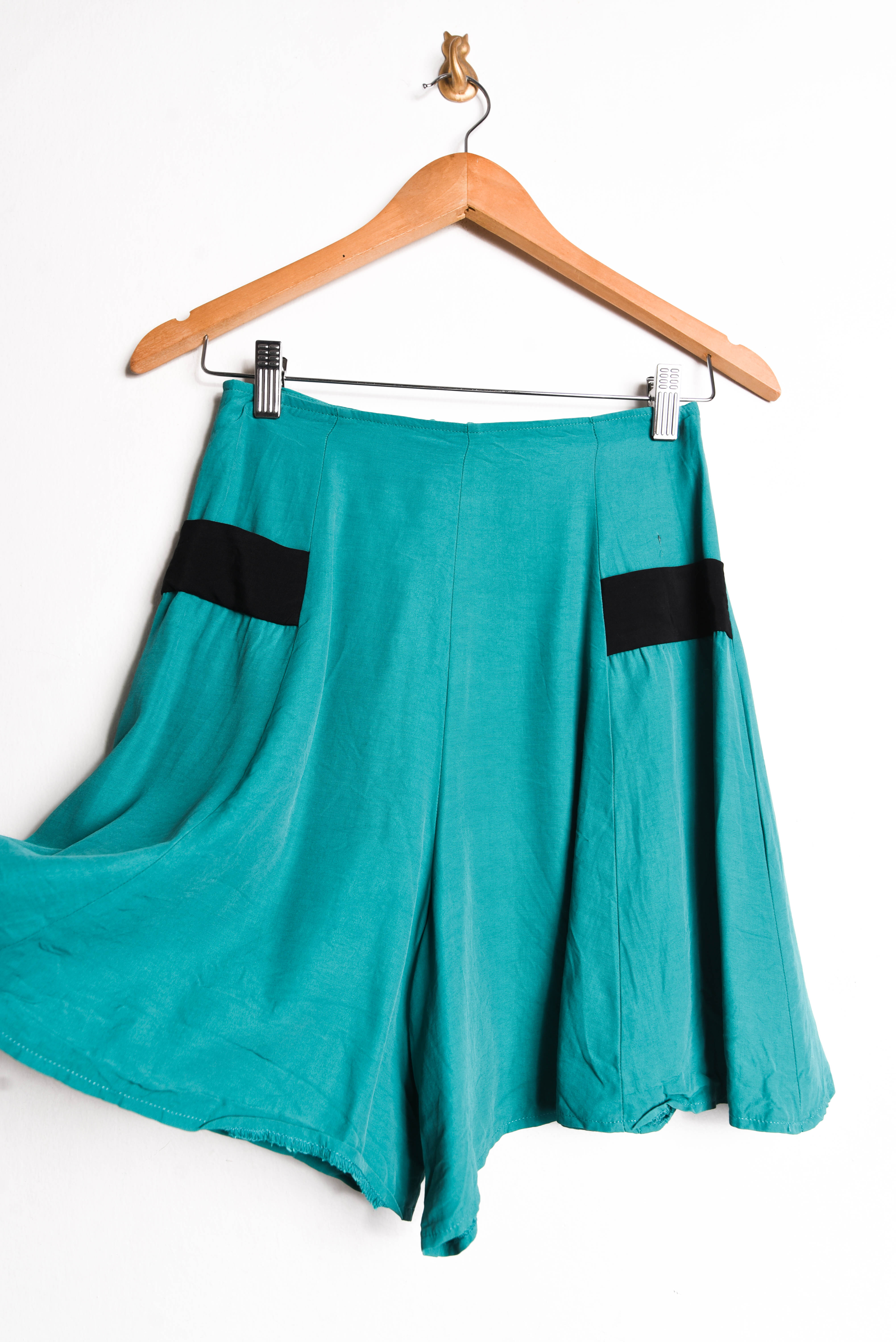 Short verde jade vintage