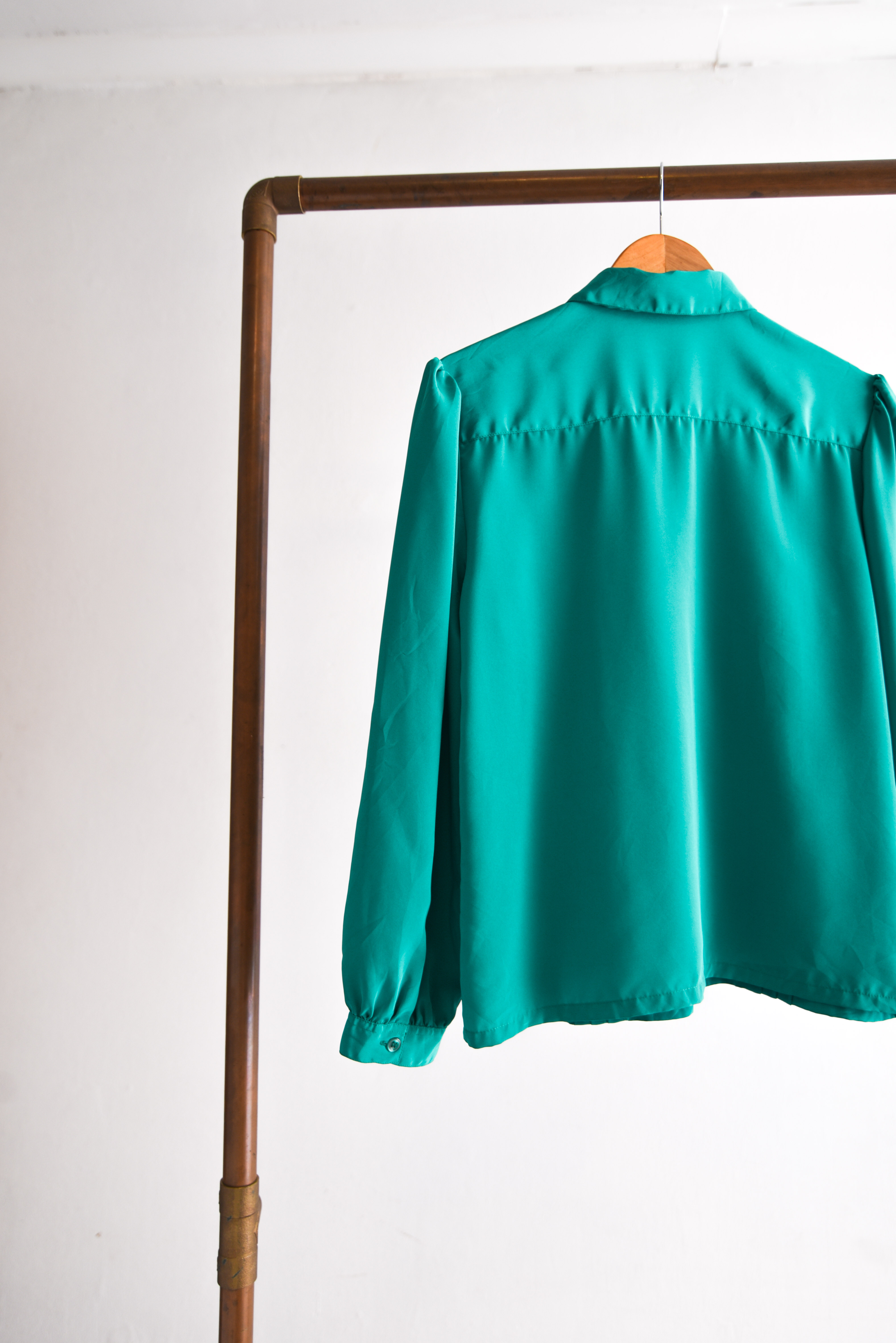 Blusa vintage verde jade volados