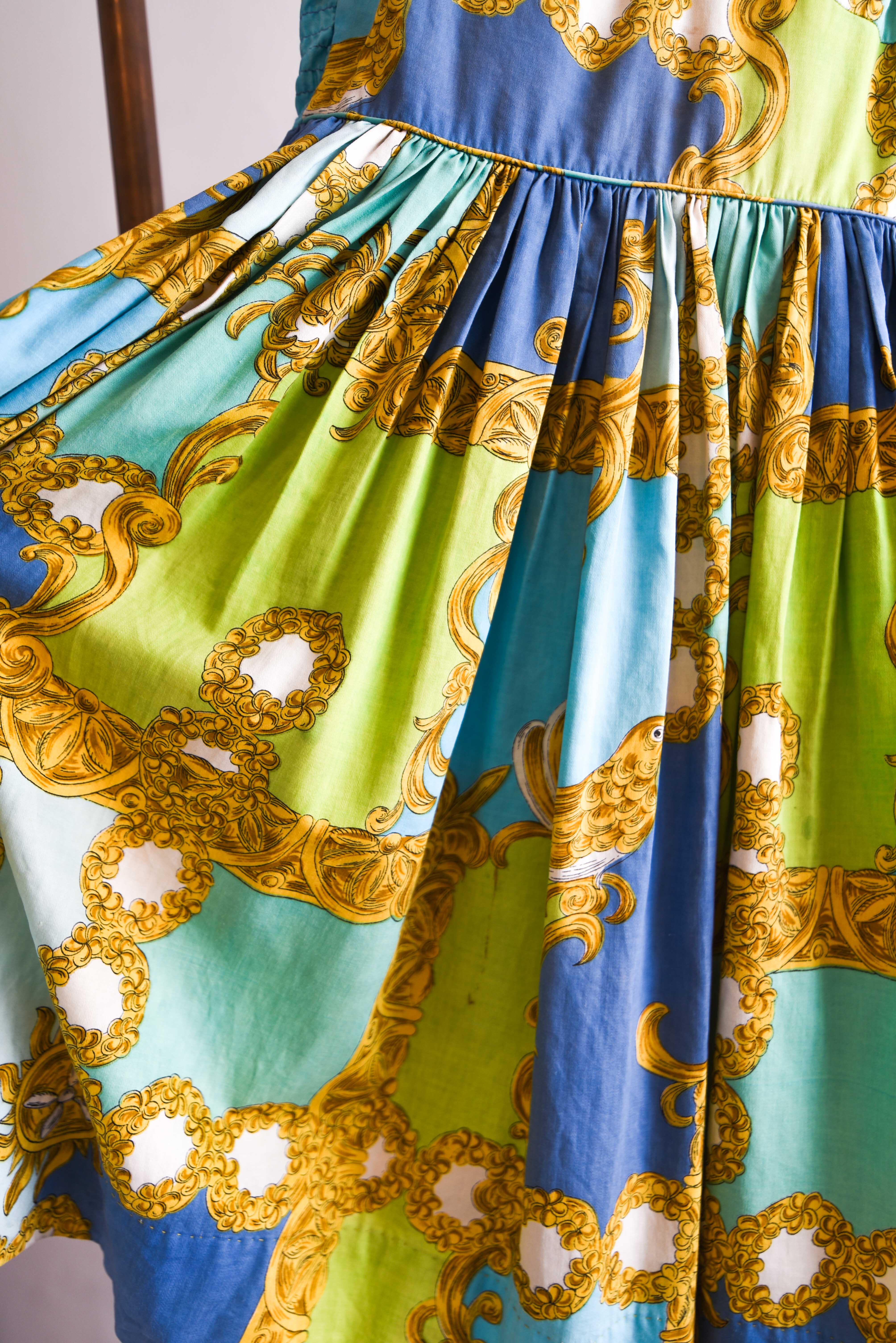 Vestido vintage Hawaii baroque print