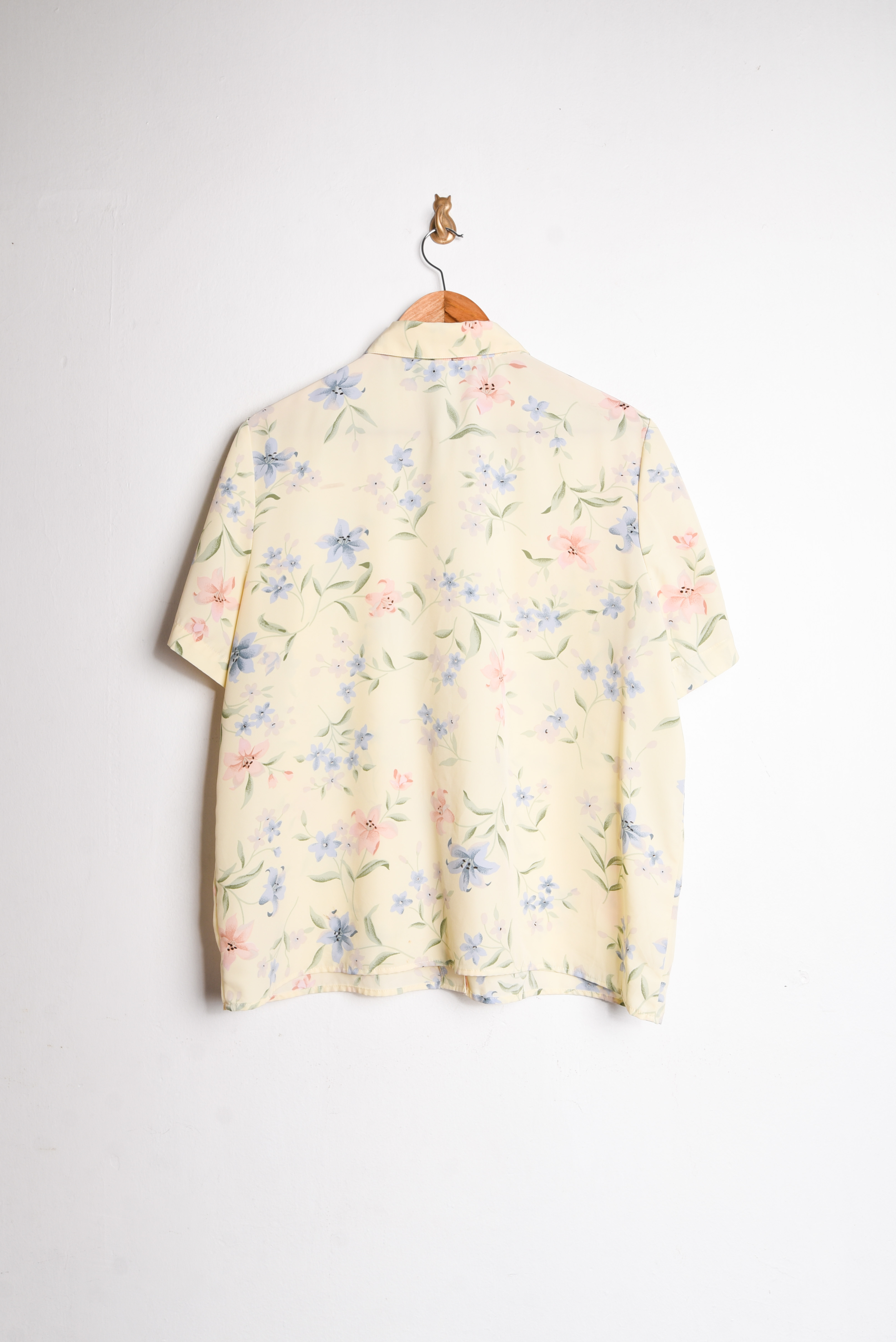 Blusa amarillo pastel flores