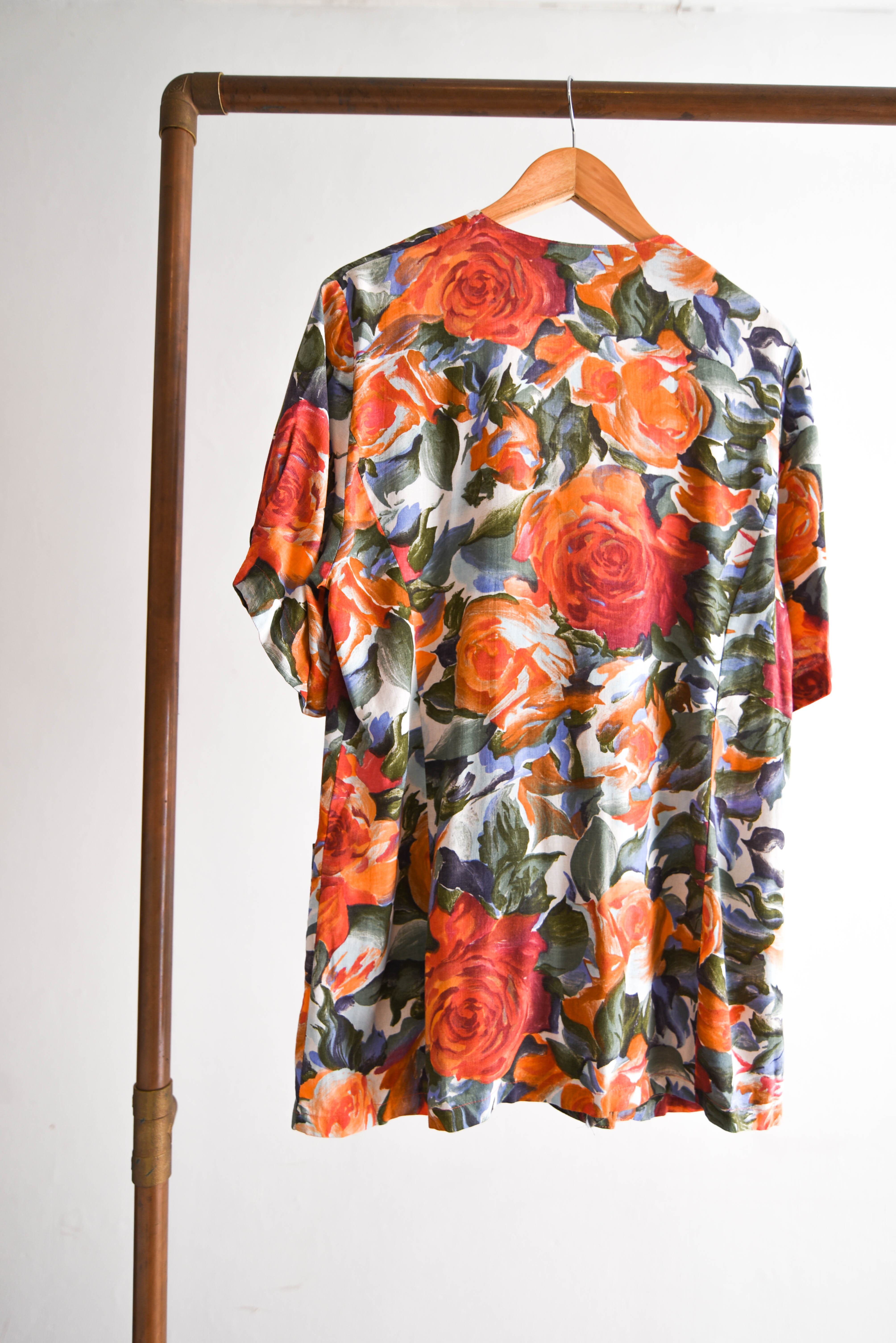 Blusón vintage floral cruzado