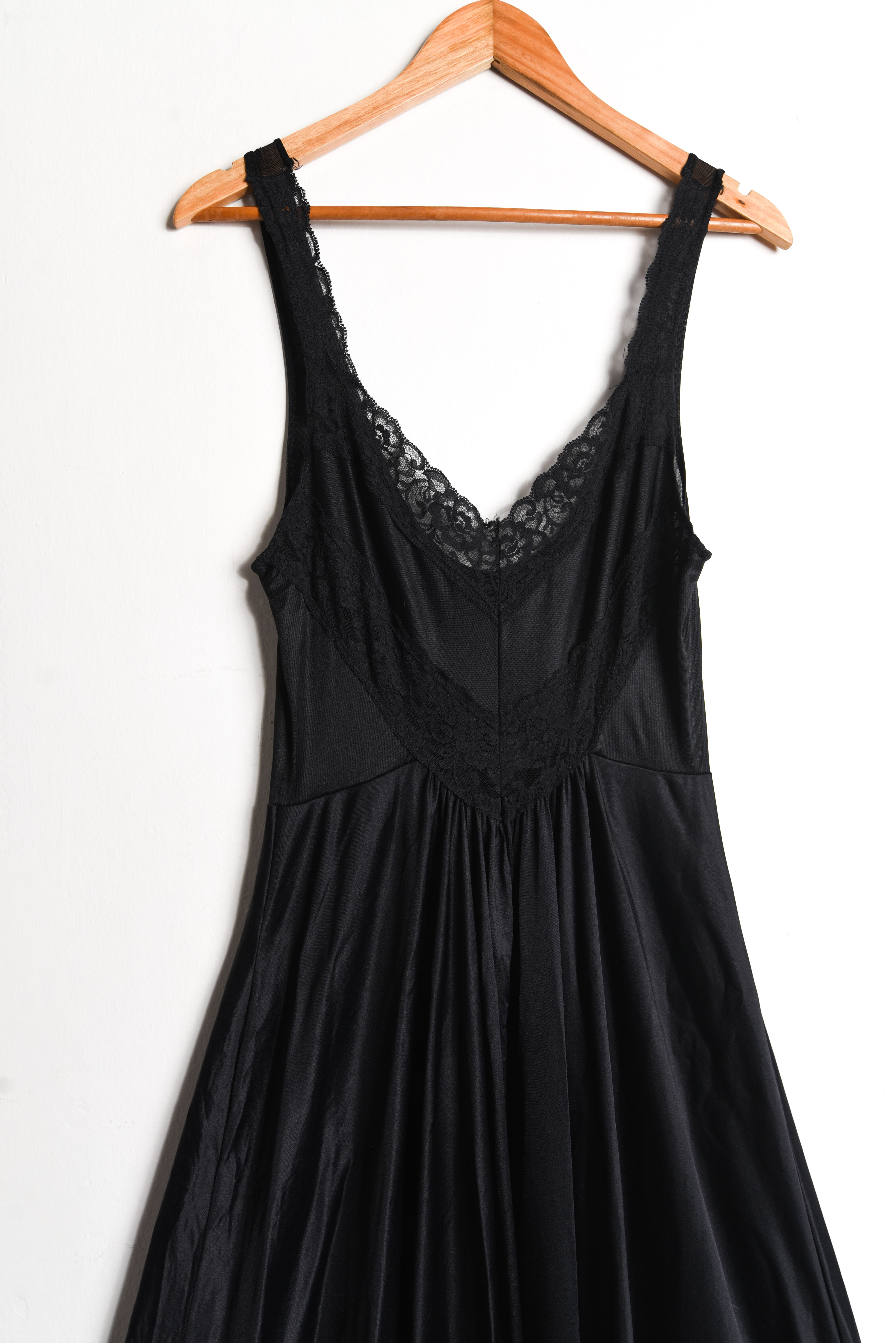 Maxi vestido lencero negro vintage